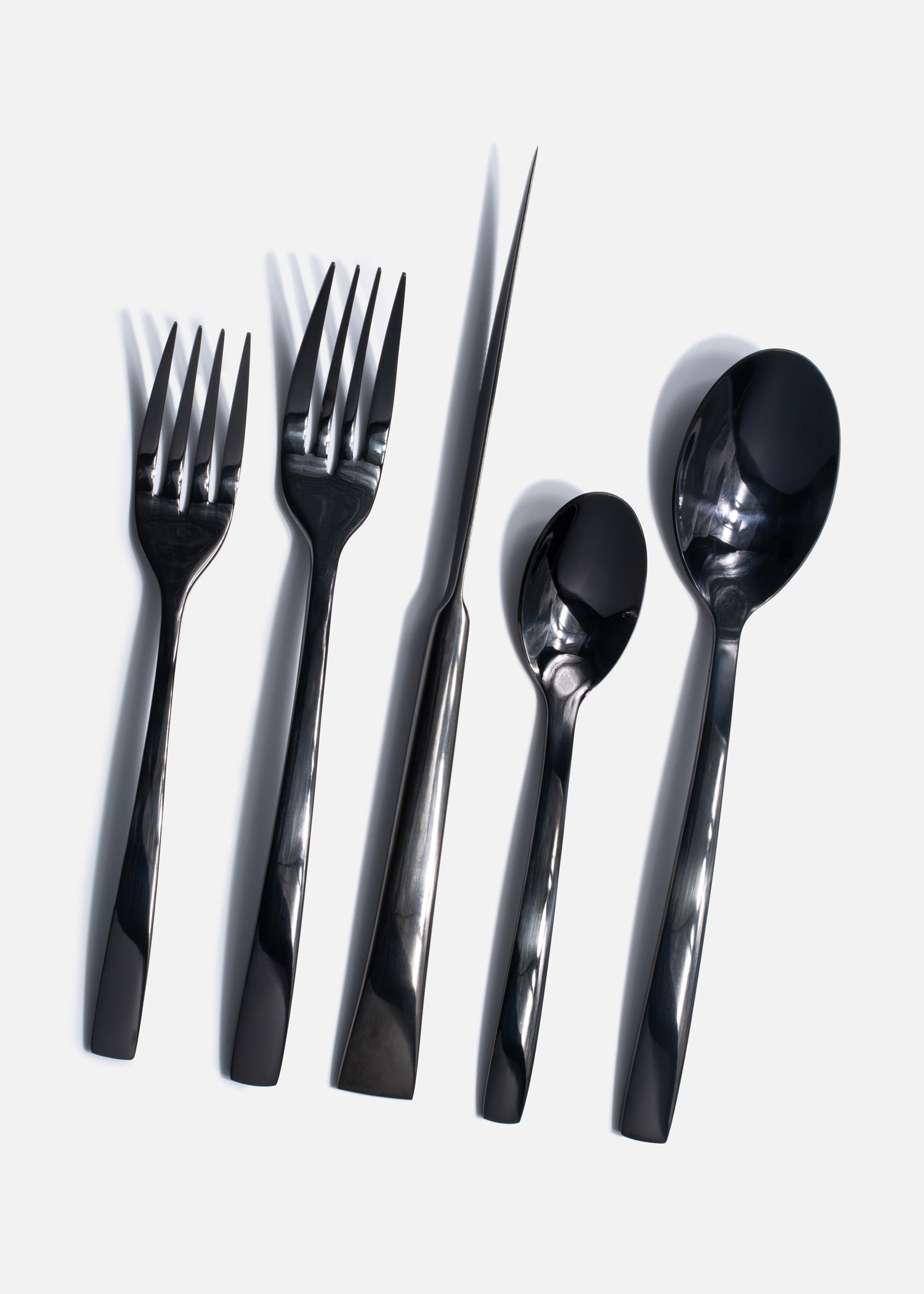 compra cubiertos negro maha