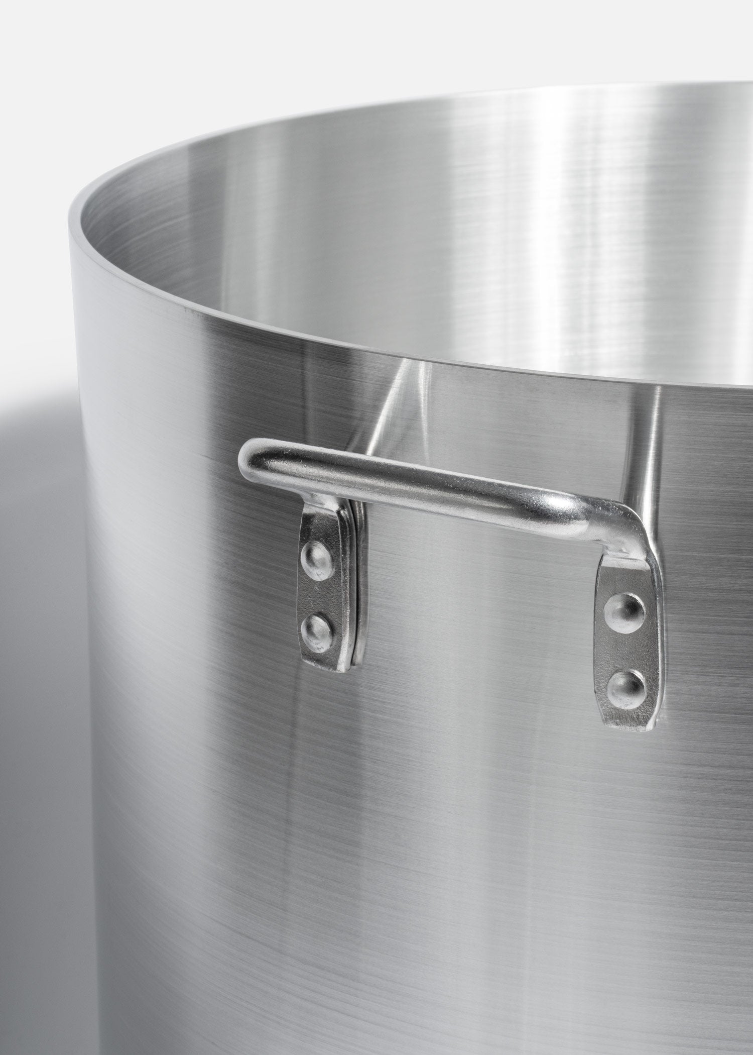 venta olla de aluminio maha