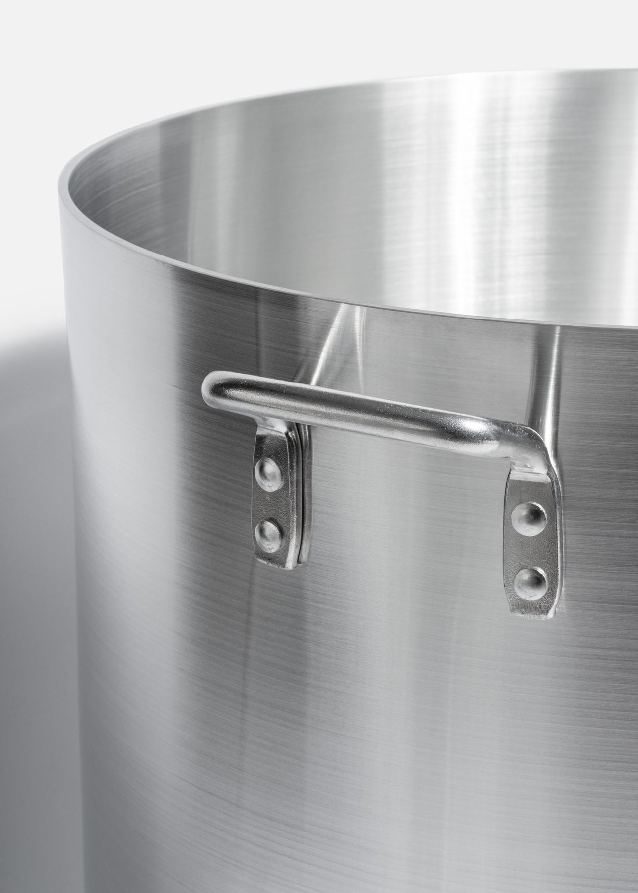 venta olla de aluminio maha