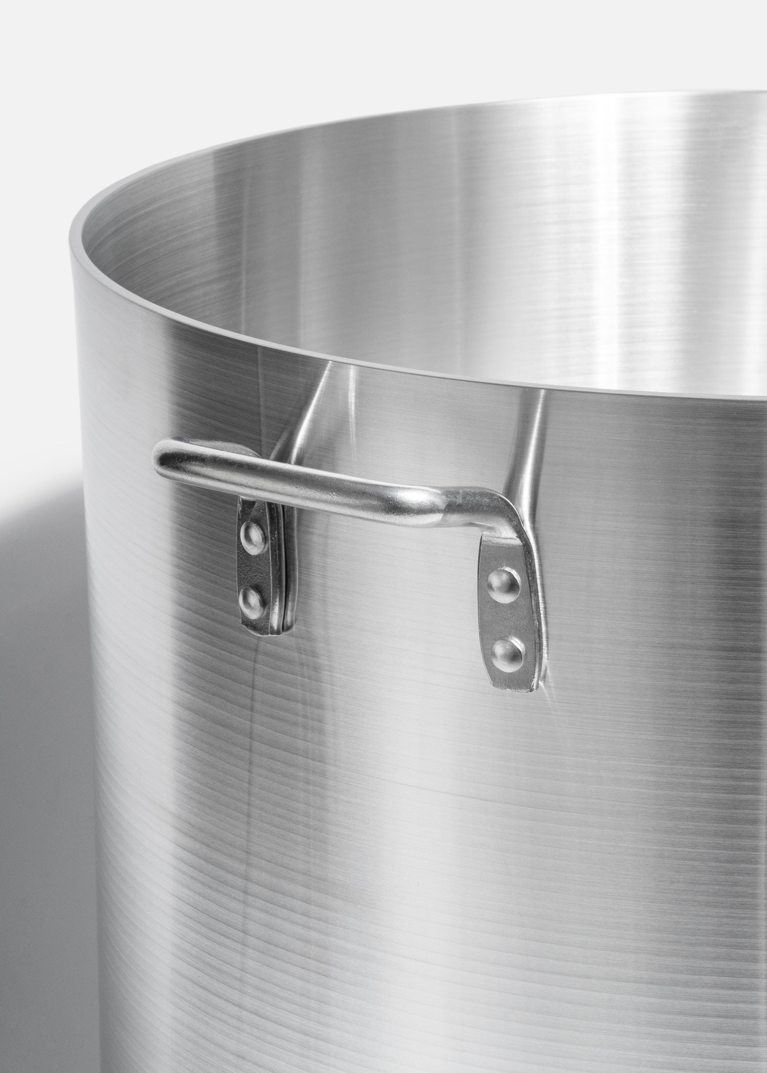 venta olla de aluminio maha