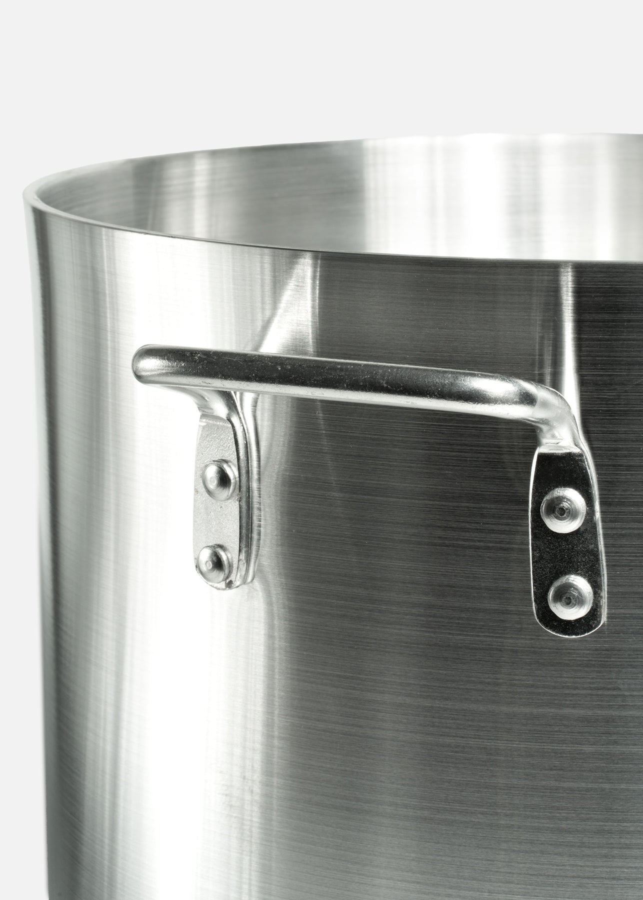 precio olla de aluminio maha