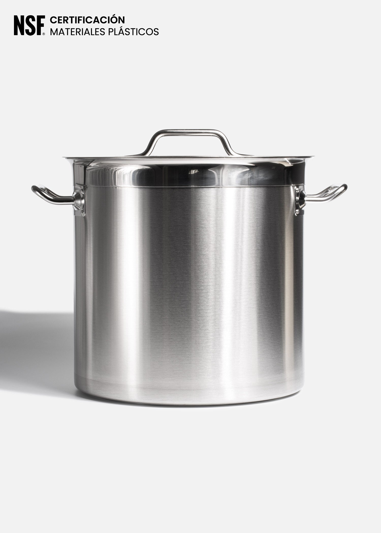 Olla con tapa de acero inoxidable quirúrgico plata Kübo. Premium 17 L