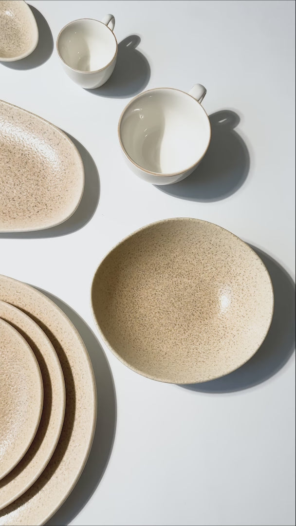 video detalles platos porcelana arena maha