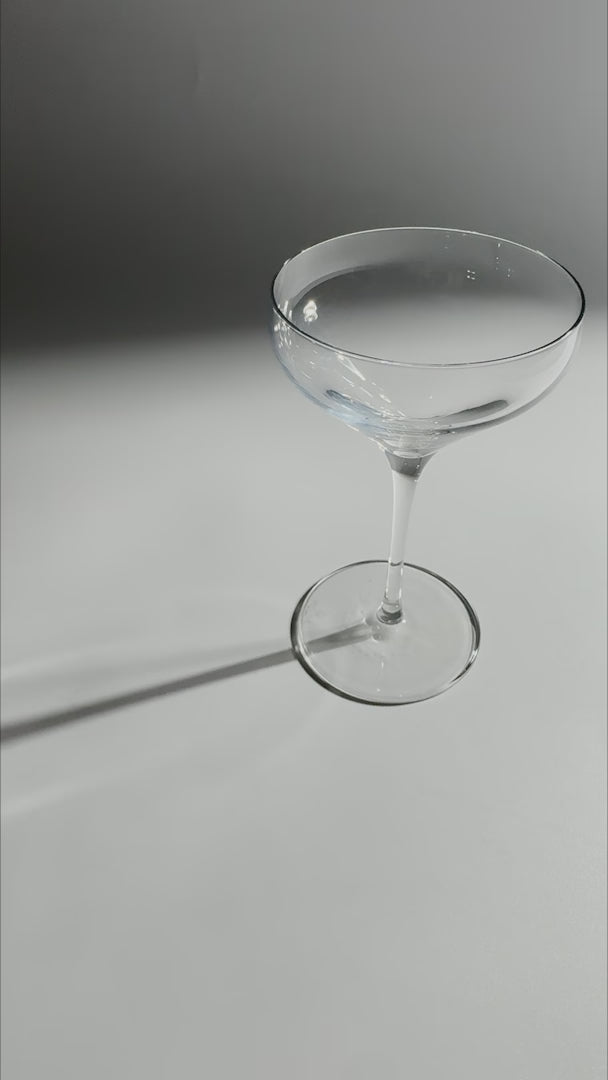 video detalles copa coctelera maha