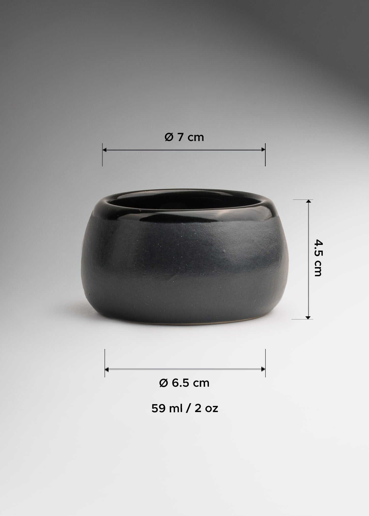 encuentra vaso de ceramica maha