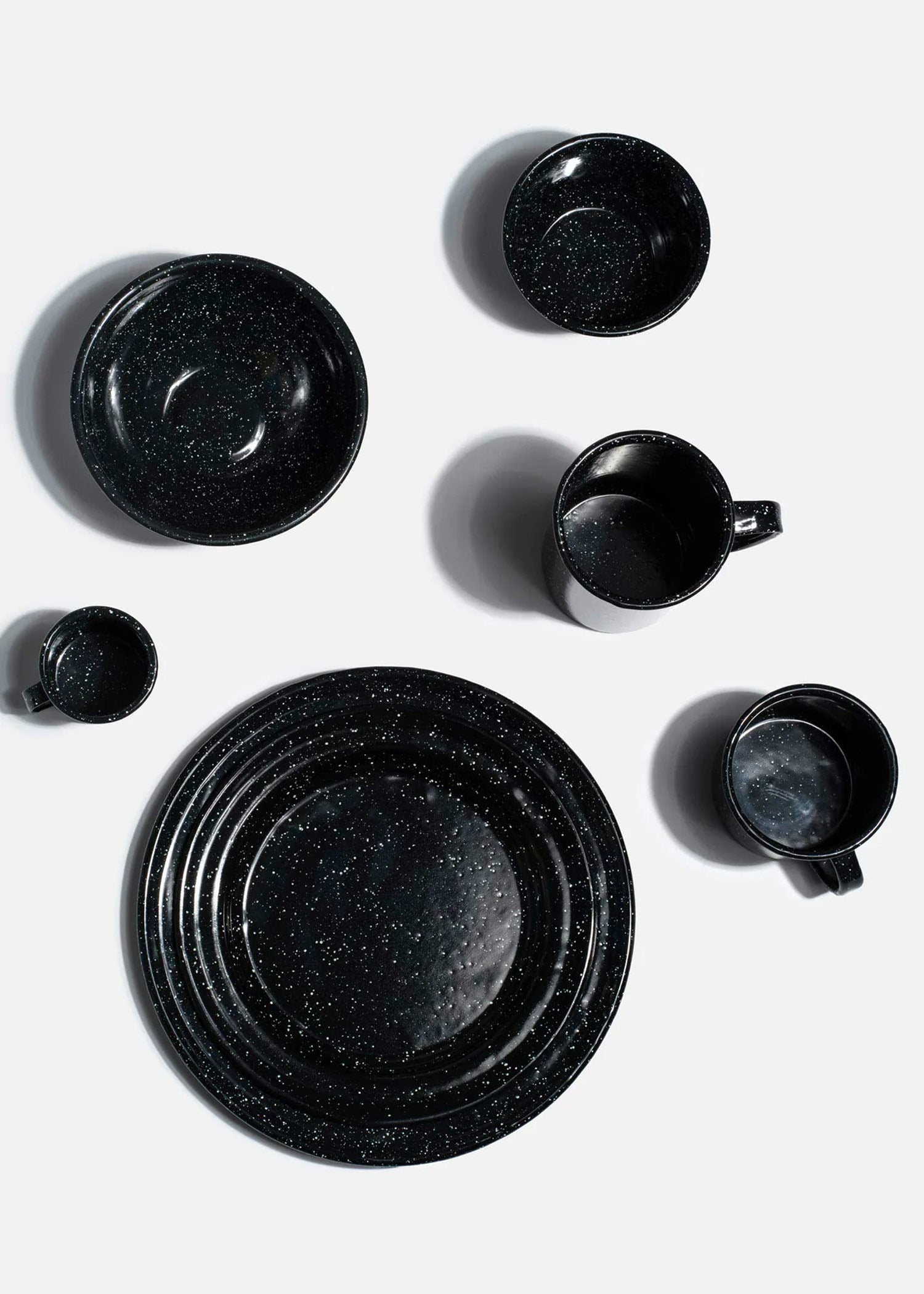 Platos negro de Peltre