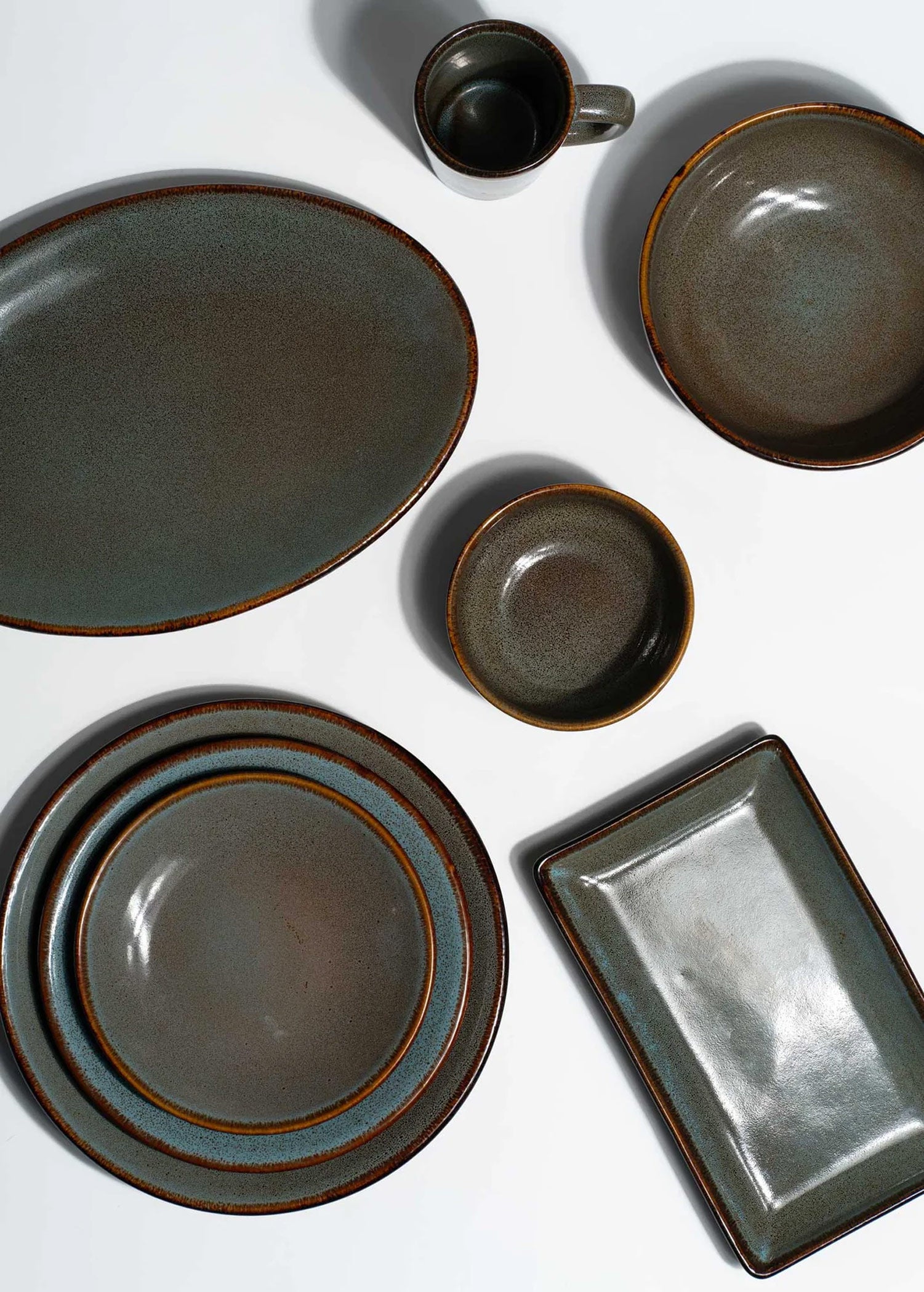 Platos trinche de porcelana gris Midnight