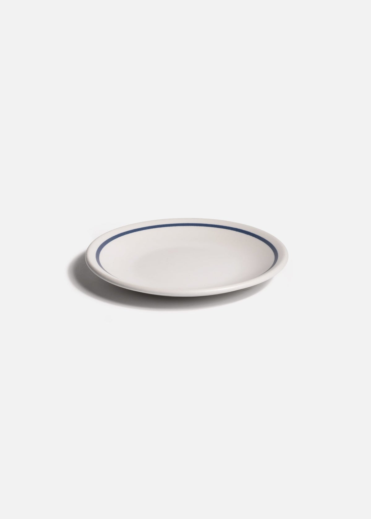 Plato trinche regina de cerámica blanco con filo azul Ø 19 cm — imagen de producto