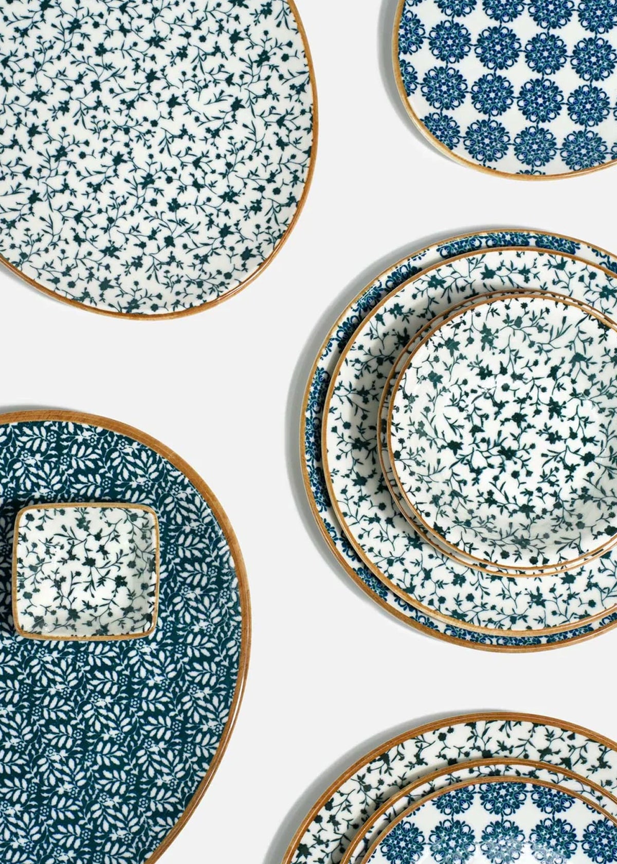 Platos trinche de porcelana blanco y azul Princess / Lottus