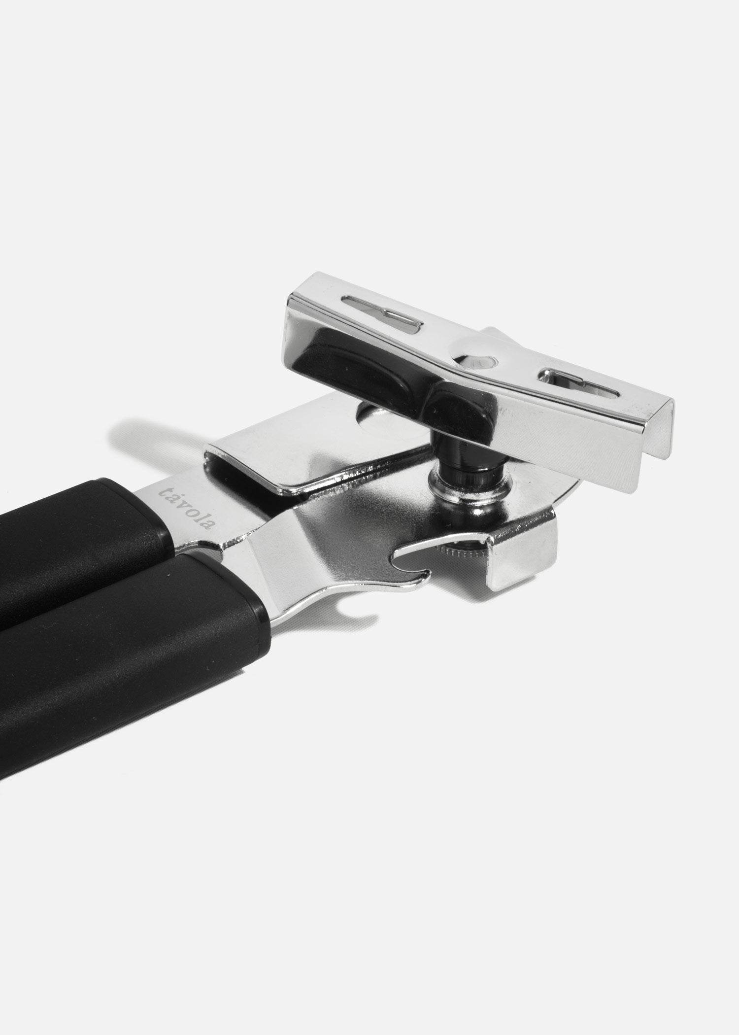 encuentra abrelatas de acero inoxidable maha