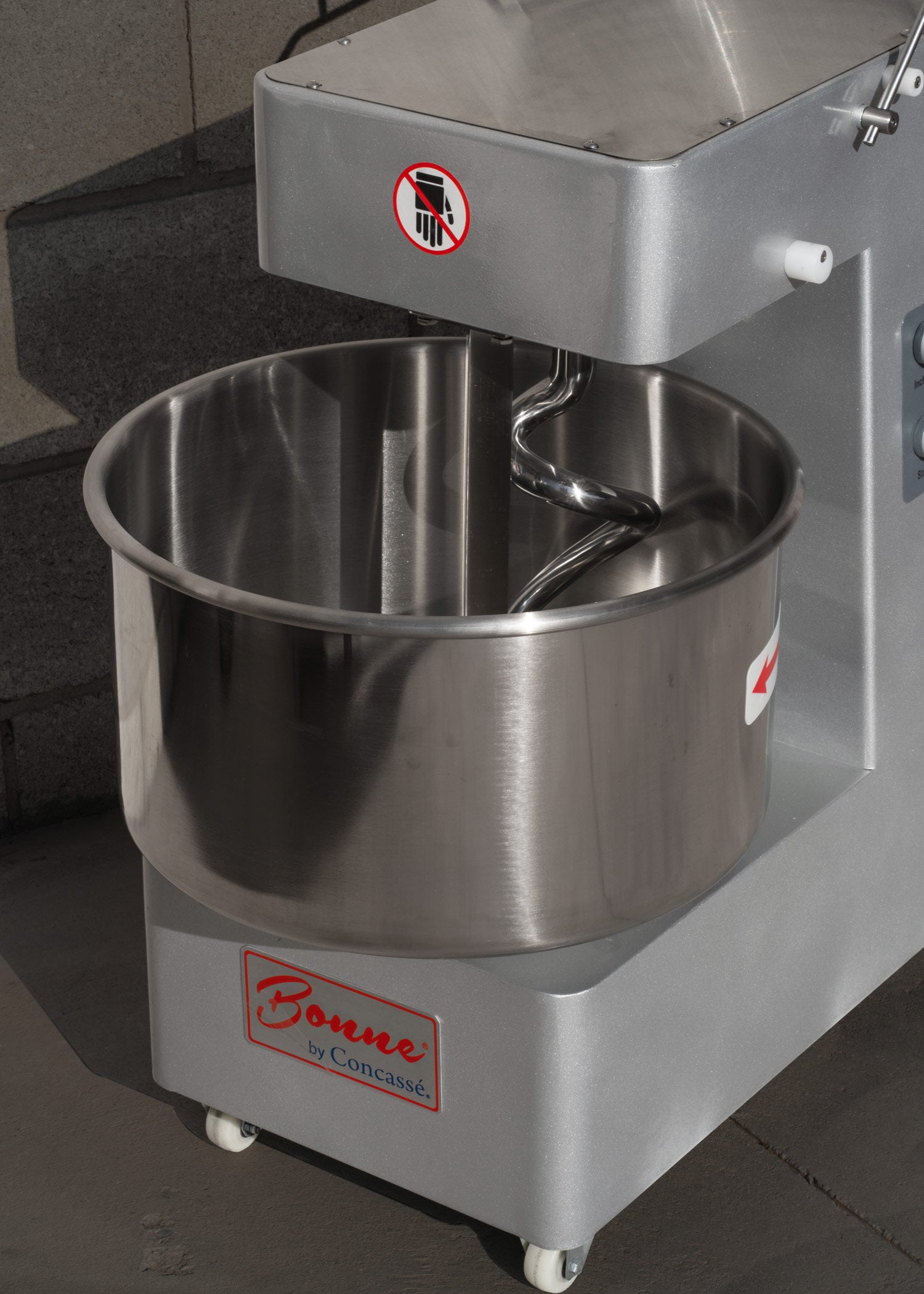 encuentra mezclador de masa maha