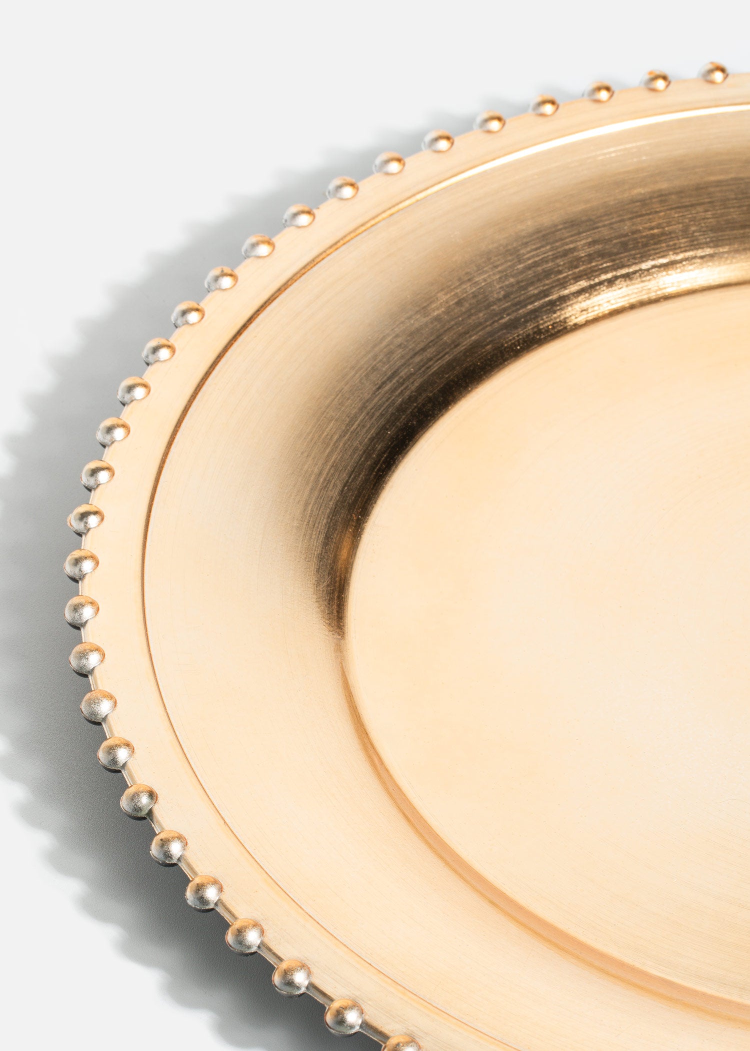 venta bajo plato dorado maha