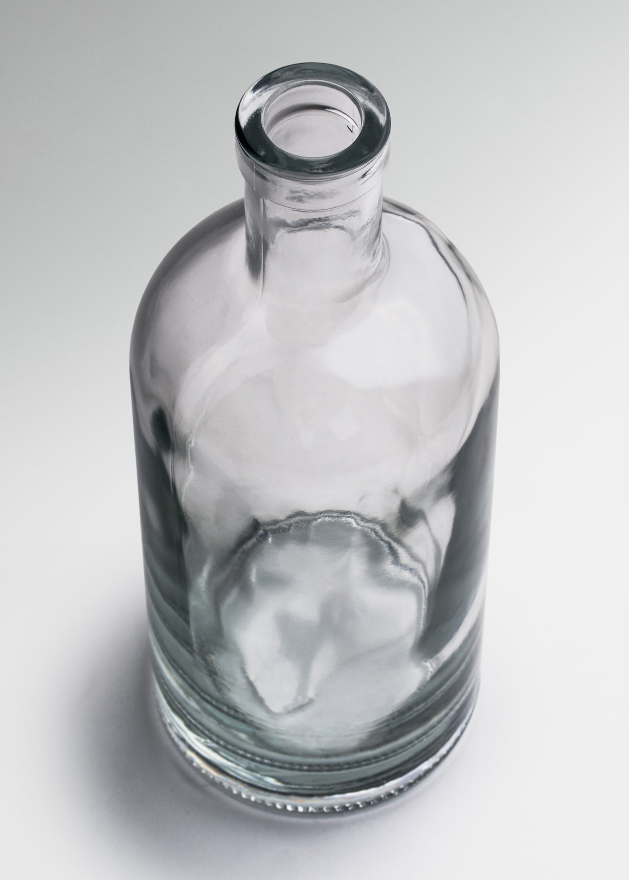 encuentra botella mezcalera maha