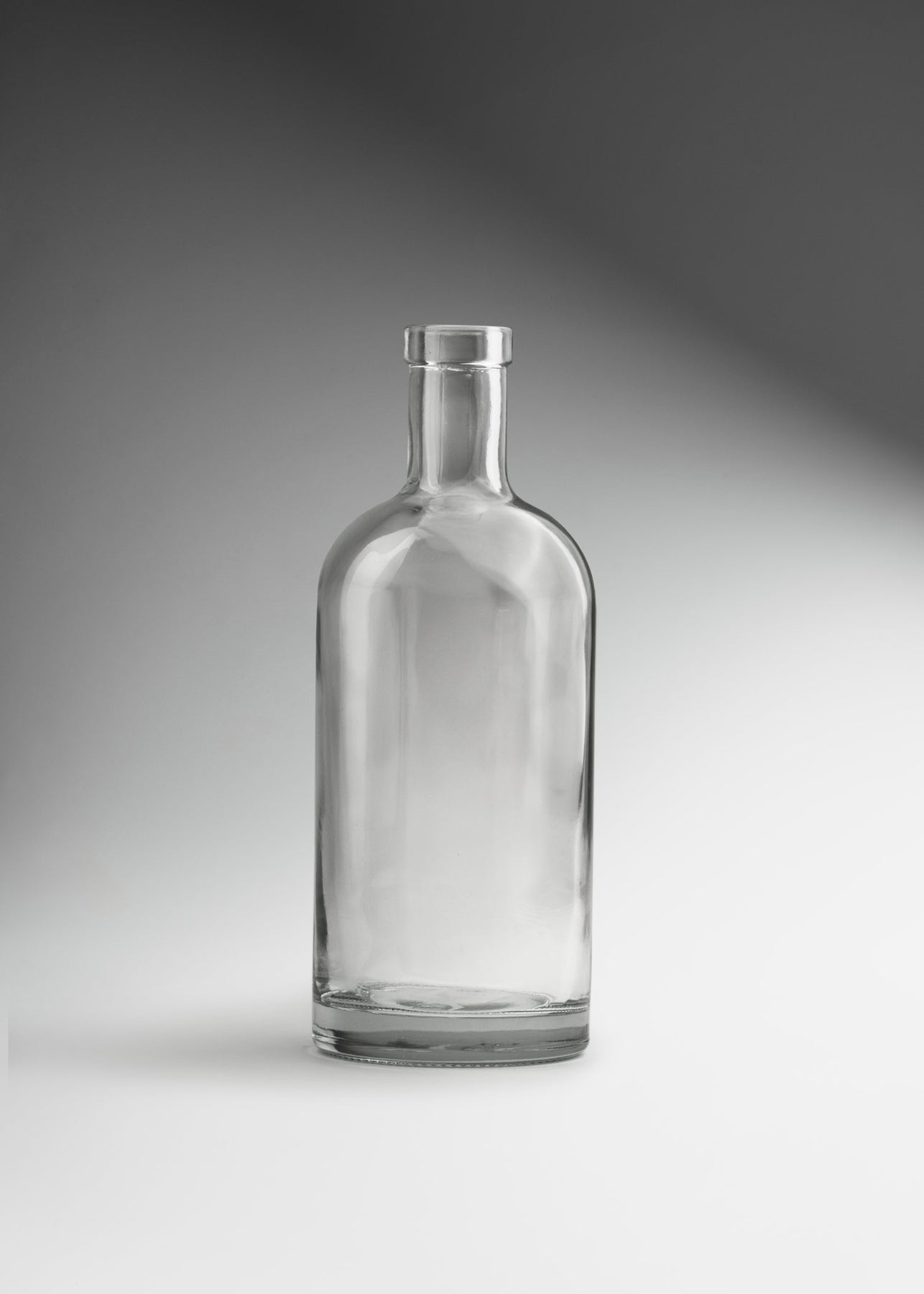 Botella mezcalera de vidrio transparente Premium Liverpool 750 ml