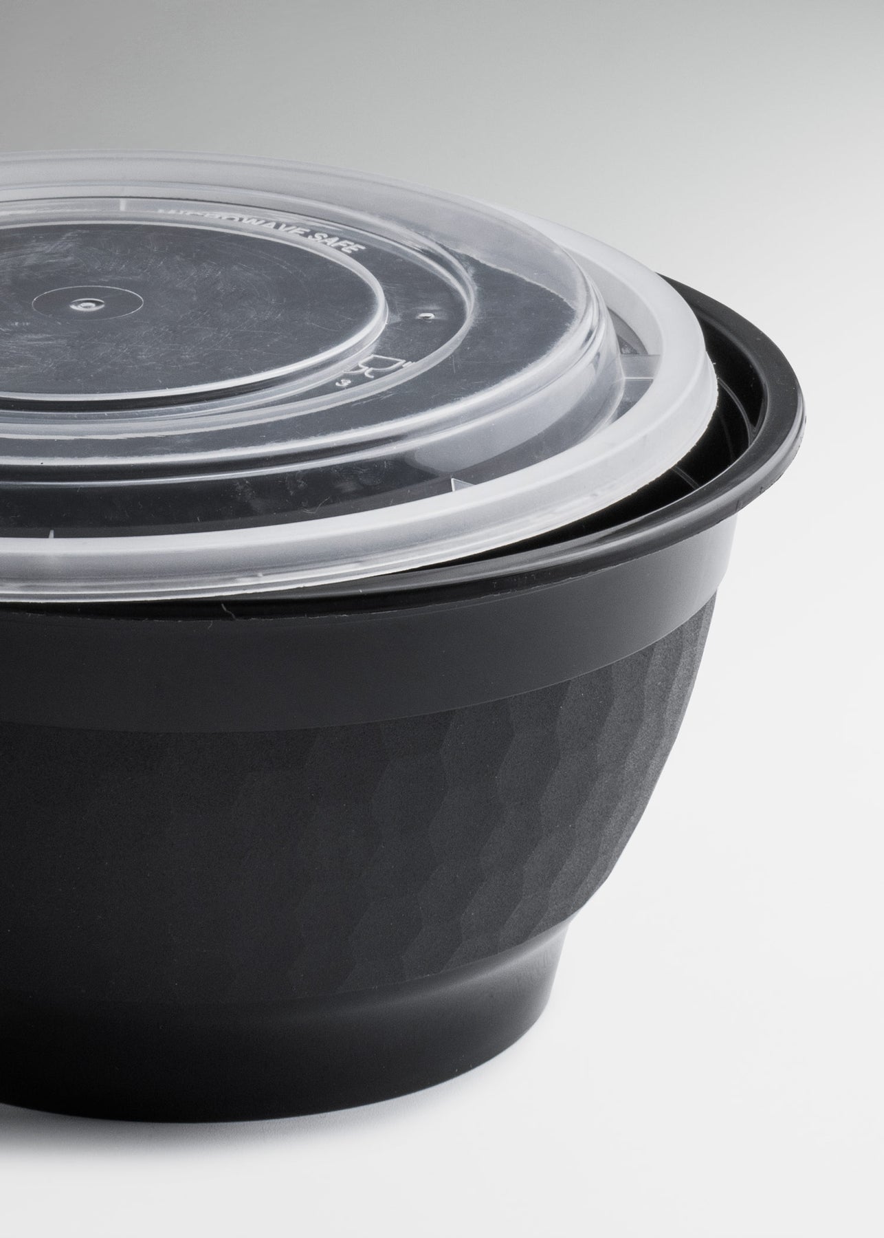 Bowl contenedor de alimentos negro con tapa transparente para comida