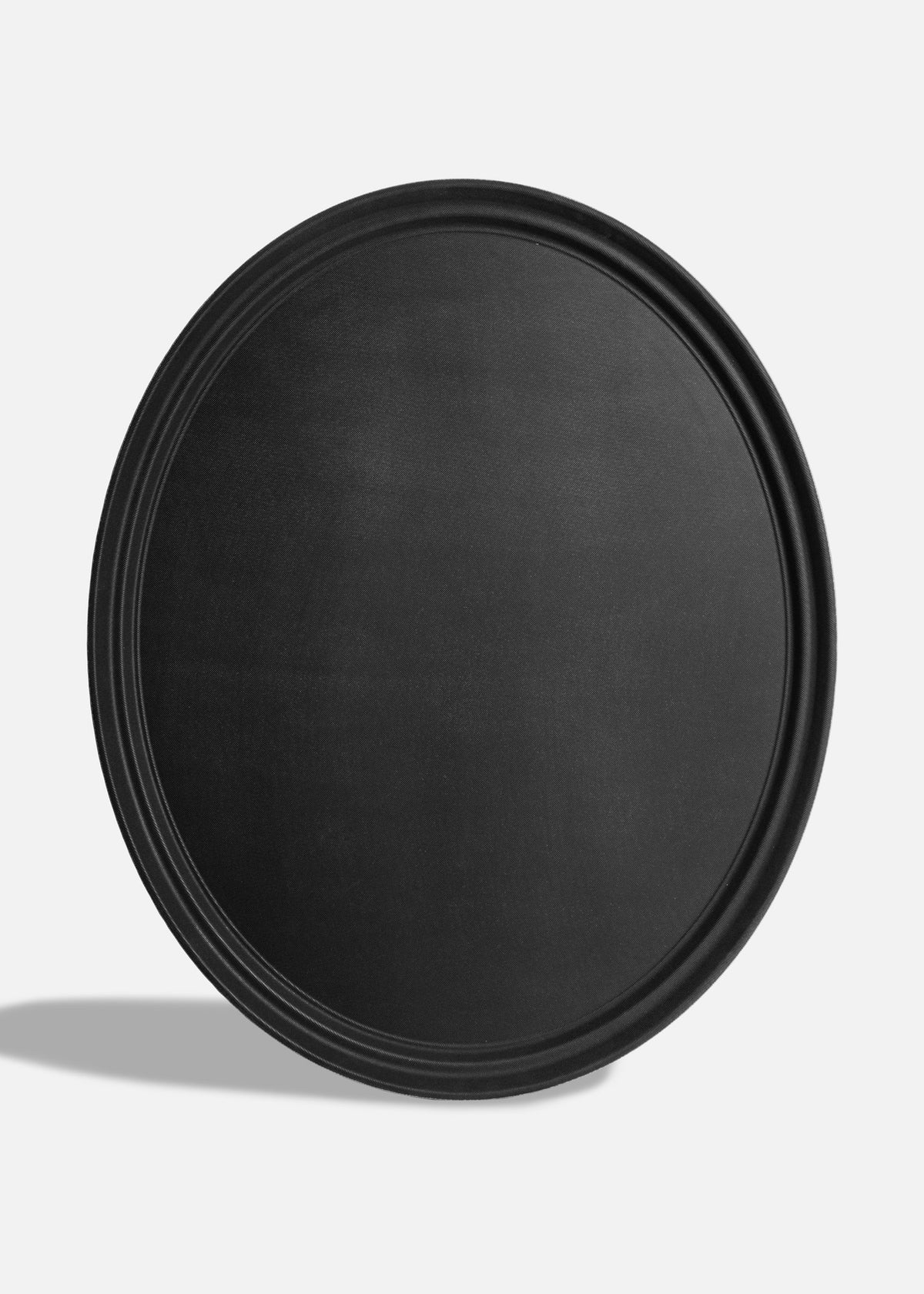 Charola ovalada para mesero de fibra de vidrio negra de 68.5 x 56 cm, vista completa.