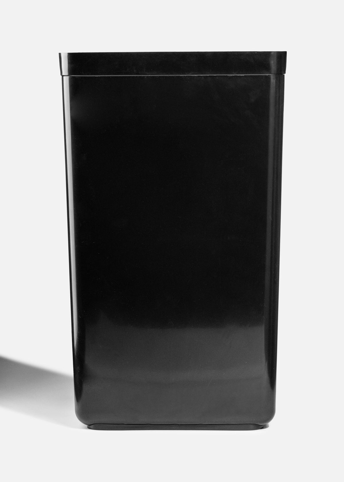 Contenedor grande para carro de servicio de plÃ¡stico negro 42.4 L