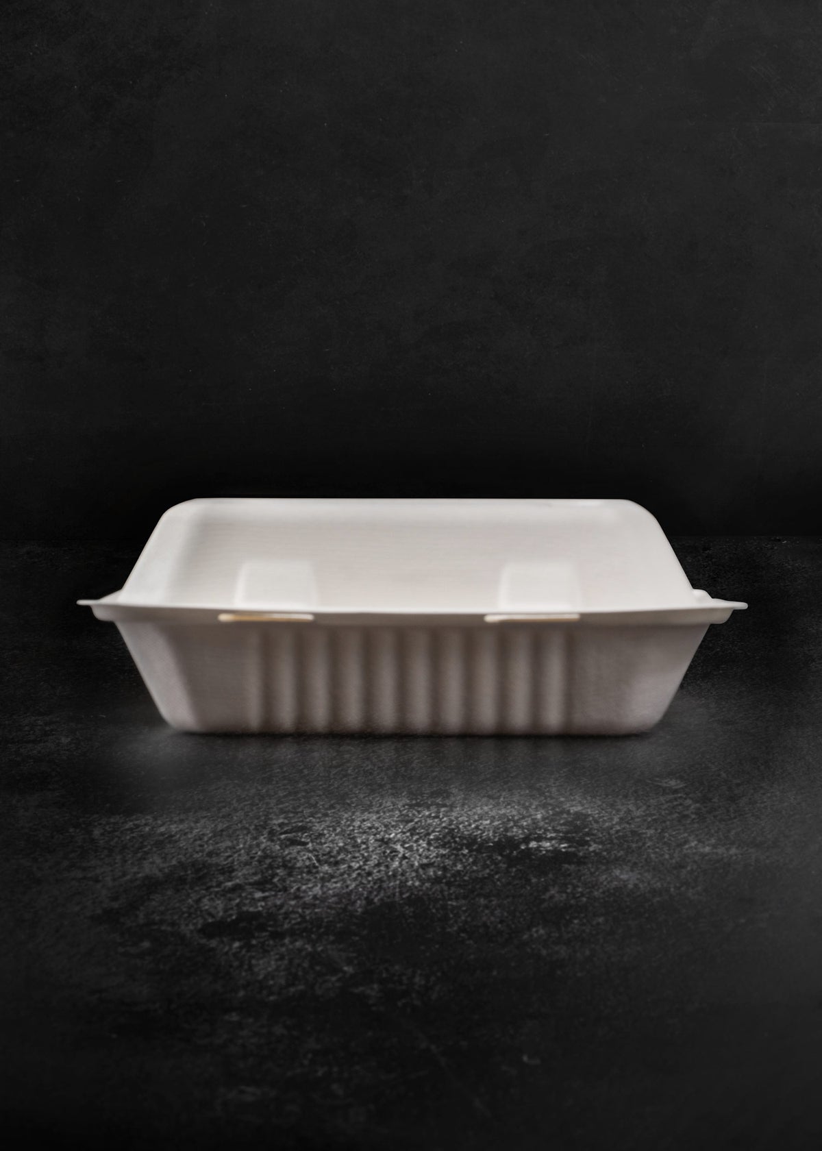 Envase compostable de bagazo para catering y banquetes