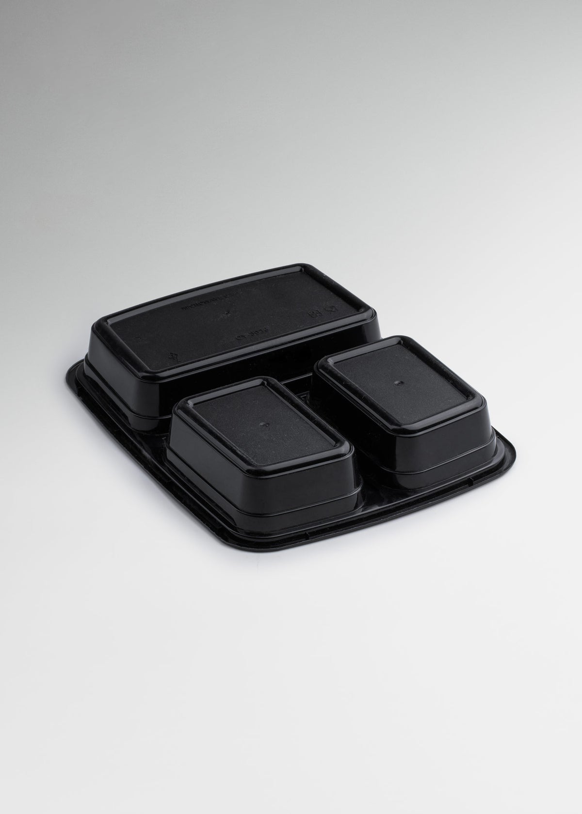 Contenedor de alimentos negro apto para microondas y congelador