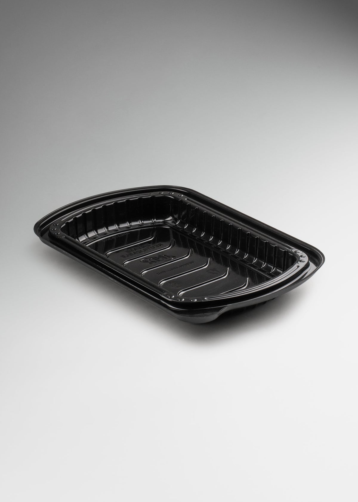Contenedor domo de plástico (poliestireno) rectangular base negra para alitas 28x18.5x5 cm 800 ml / 27 oz