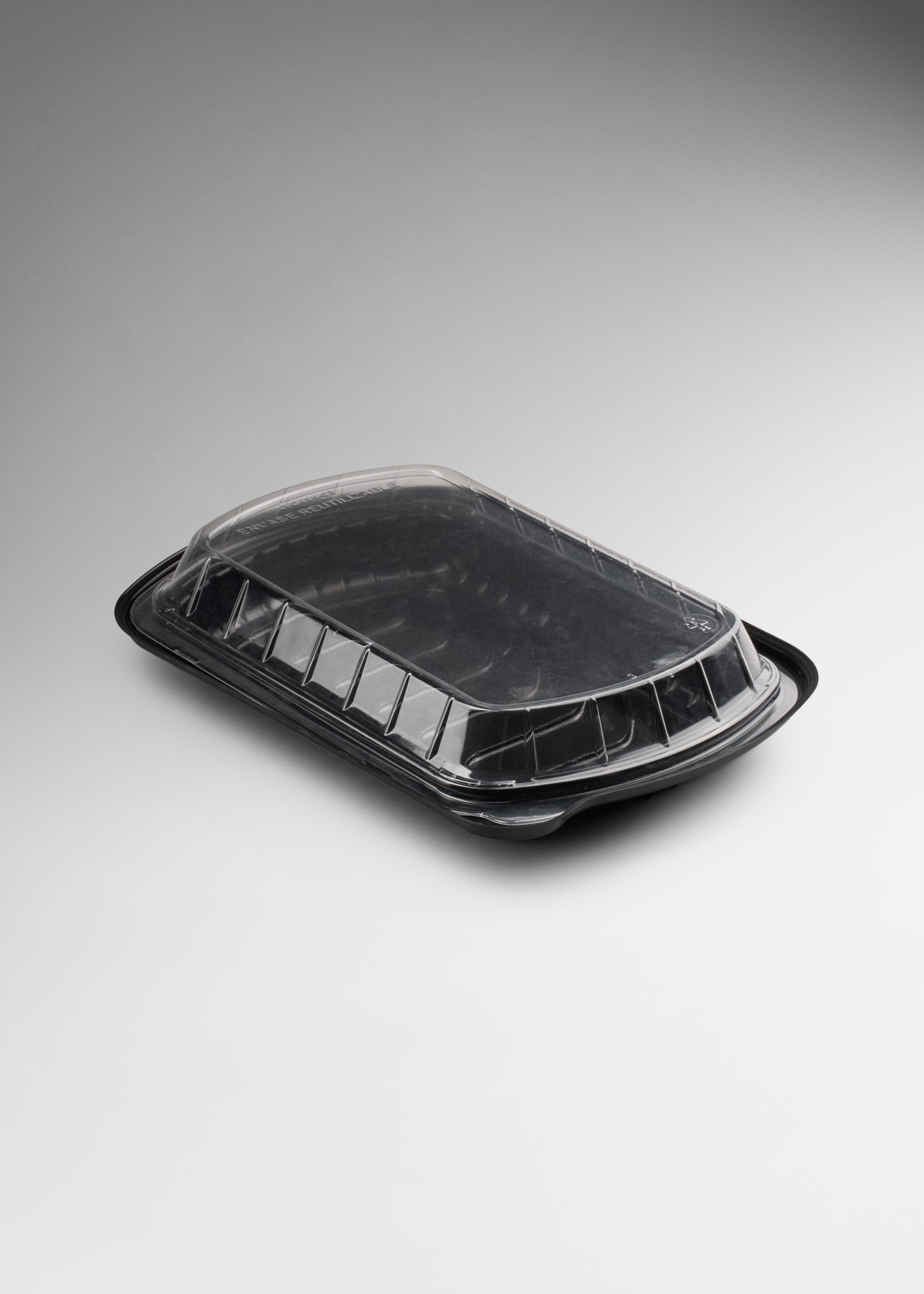 Contenedor domo de plástico (poliestireno) rectangular base negra para alitas 28x18.5x5 cm 800 ml / 27 oz