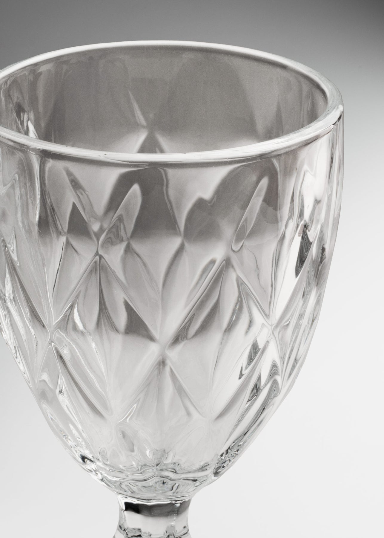 encuentra copa para agua maha