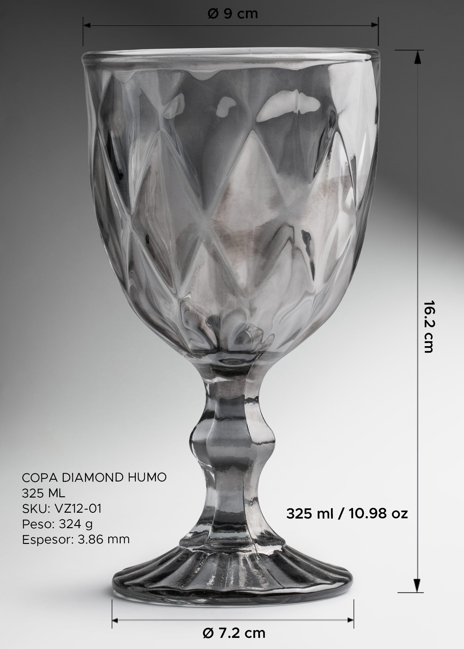 Copa Diamond de vidrio gris humo con relieve