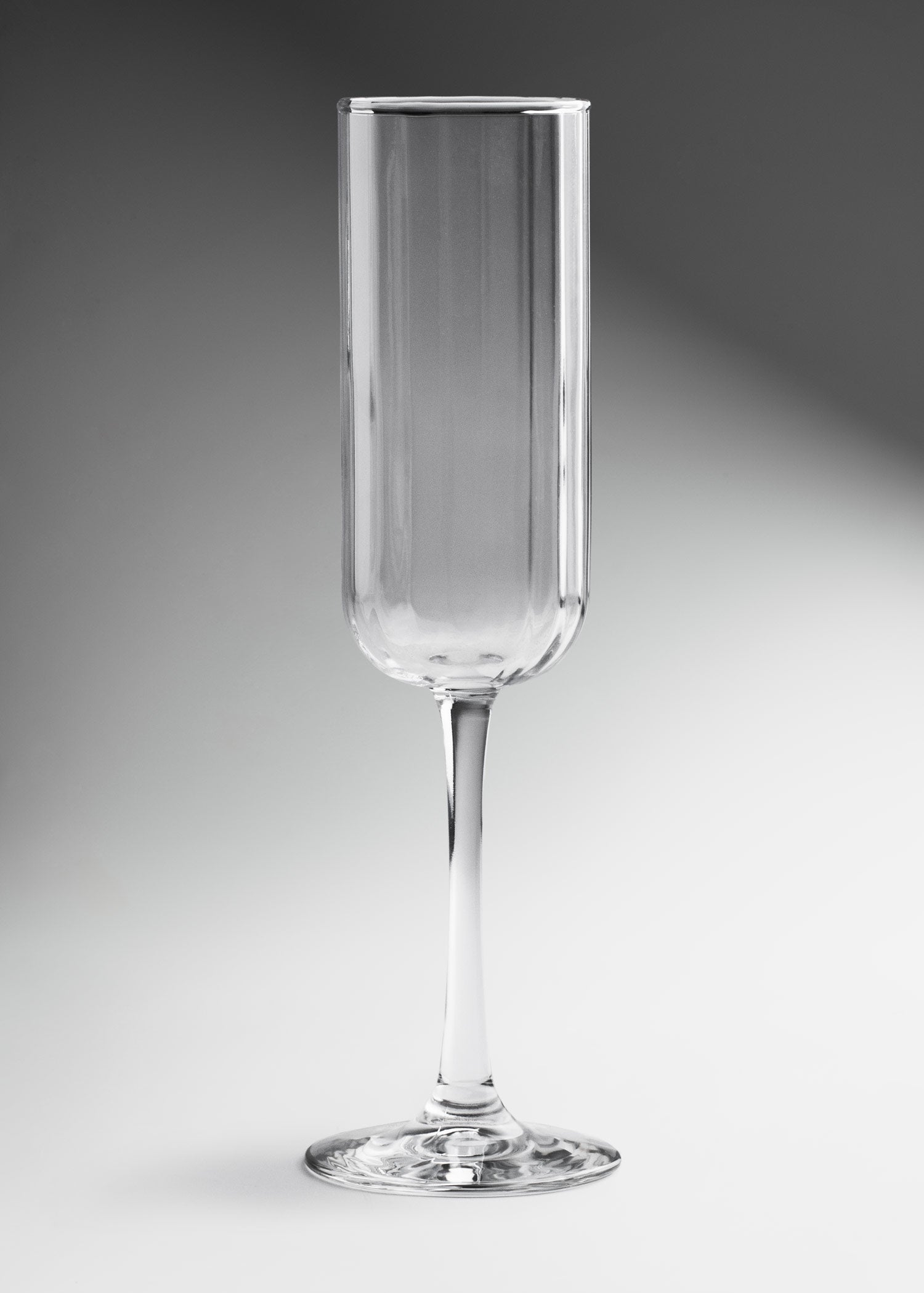 Copa flauta de vidrio transparente Linear 222 ml