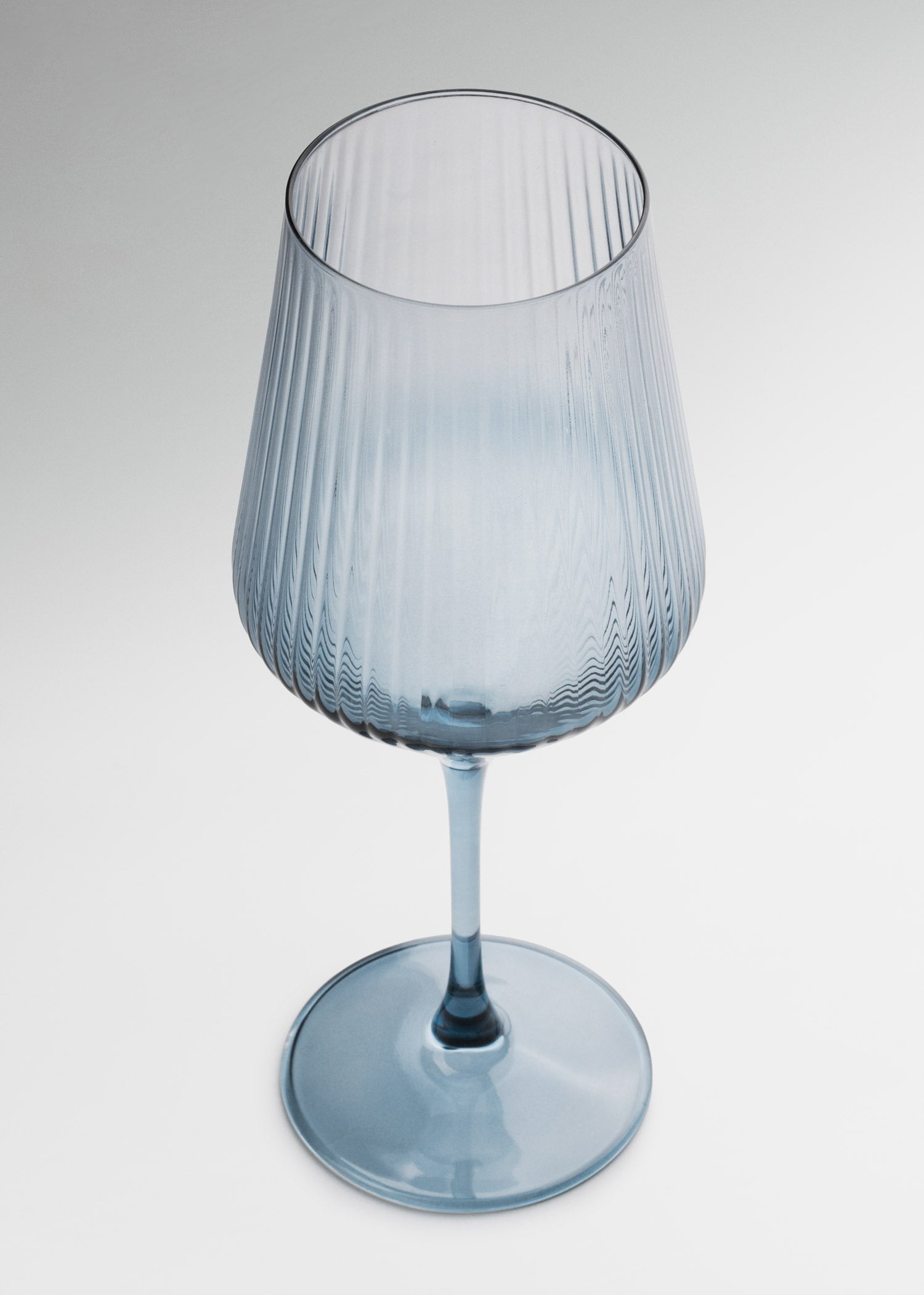 encuentra copa de cristal maha