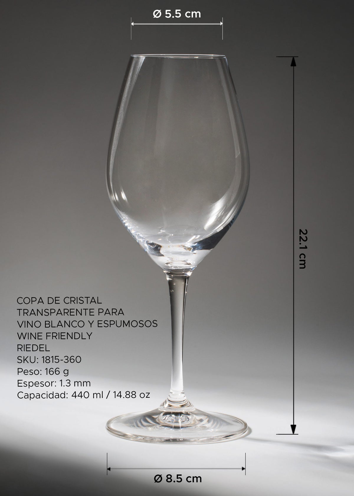 Medidas de la copa Wine Friendly de 440 ml: 22.1 cm de alto, boca 5.5 cm y base 8.5 cm.
