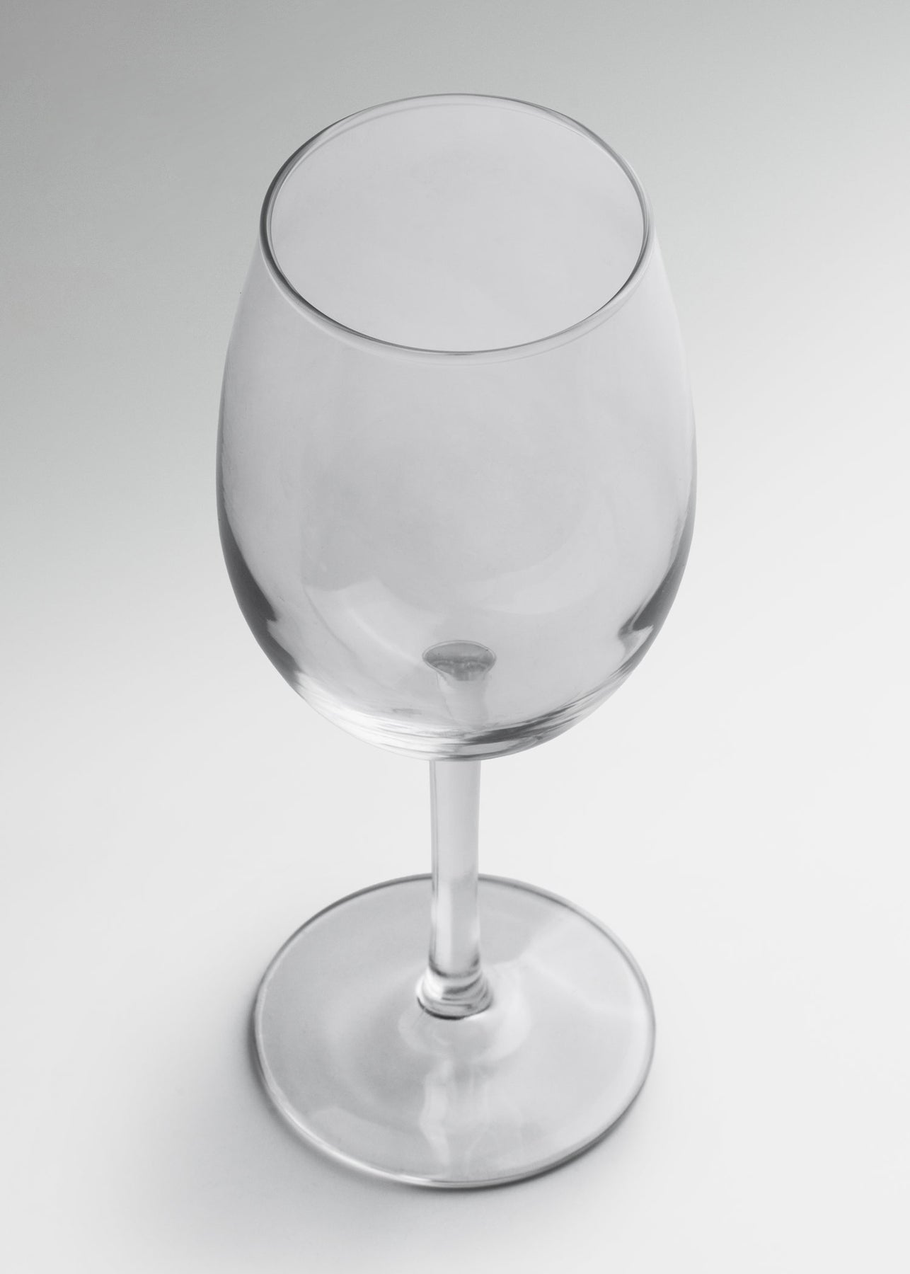Copa de vidrio transparente para servicio de vino blanco