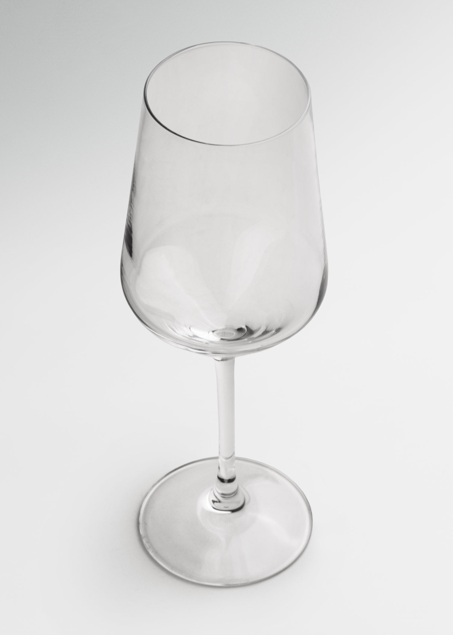 encuentra copa para vino tinto maha