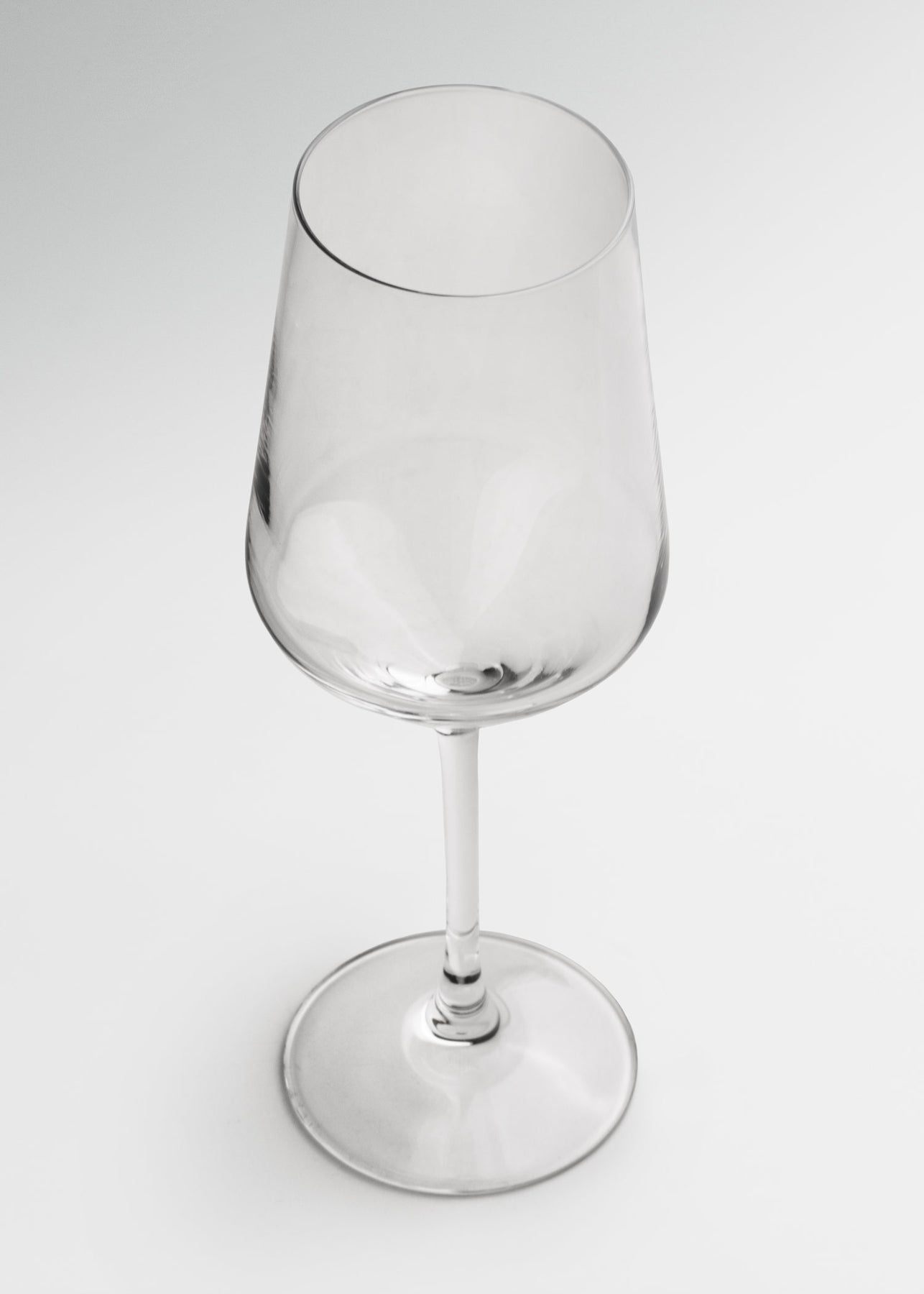 encuentra copa para vino tinto maha