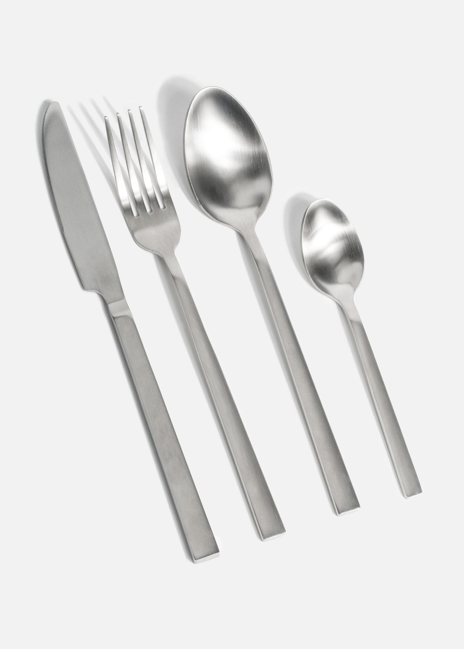 compra cubiertos de mesa maha
