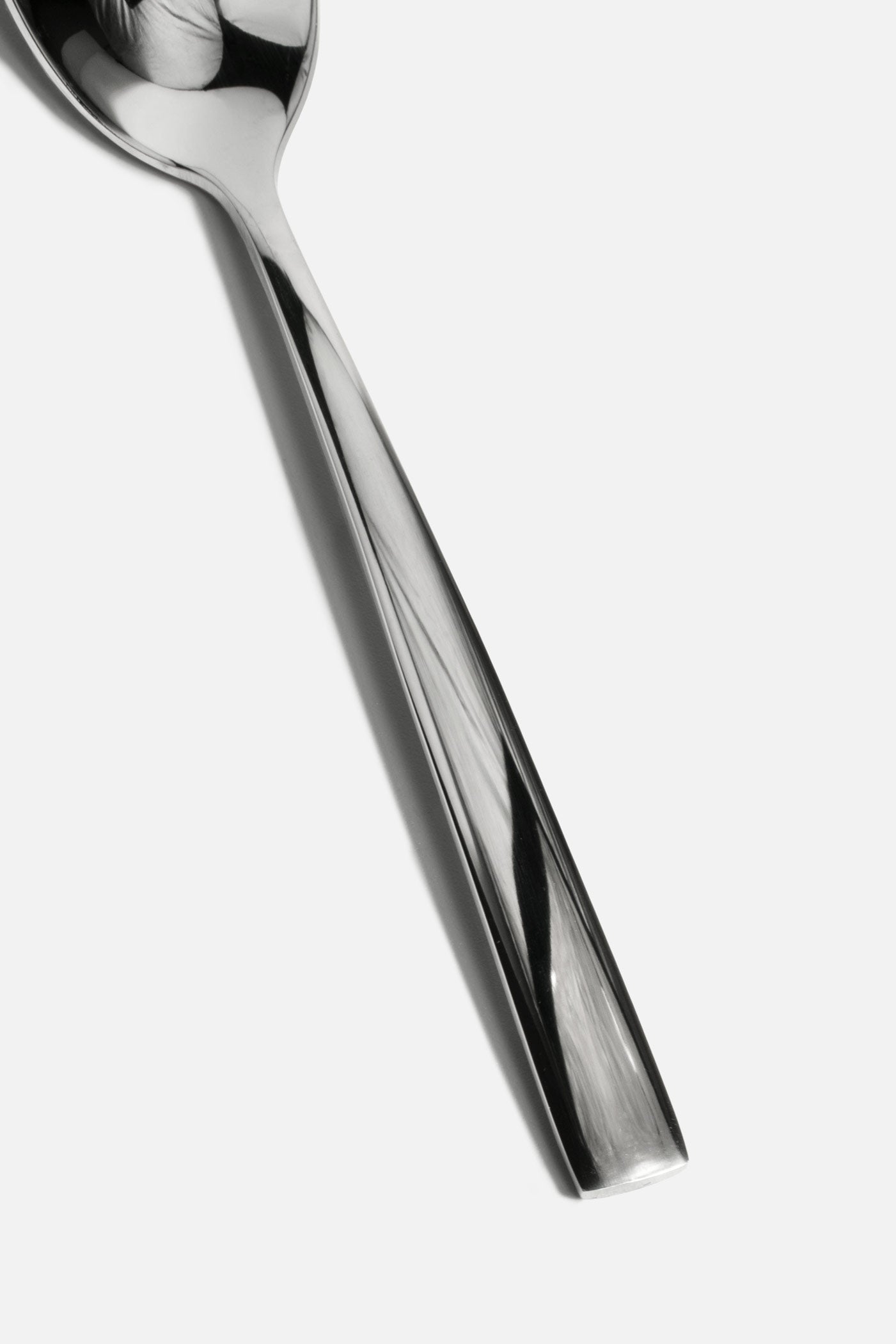 encuentra cubiertos de mesa maha