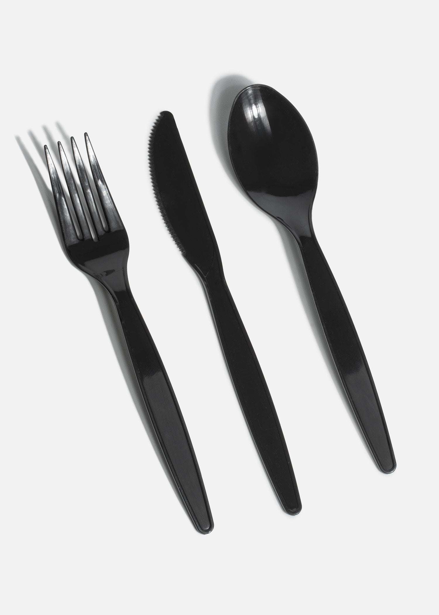 compra cubiertos de plástico maha