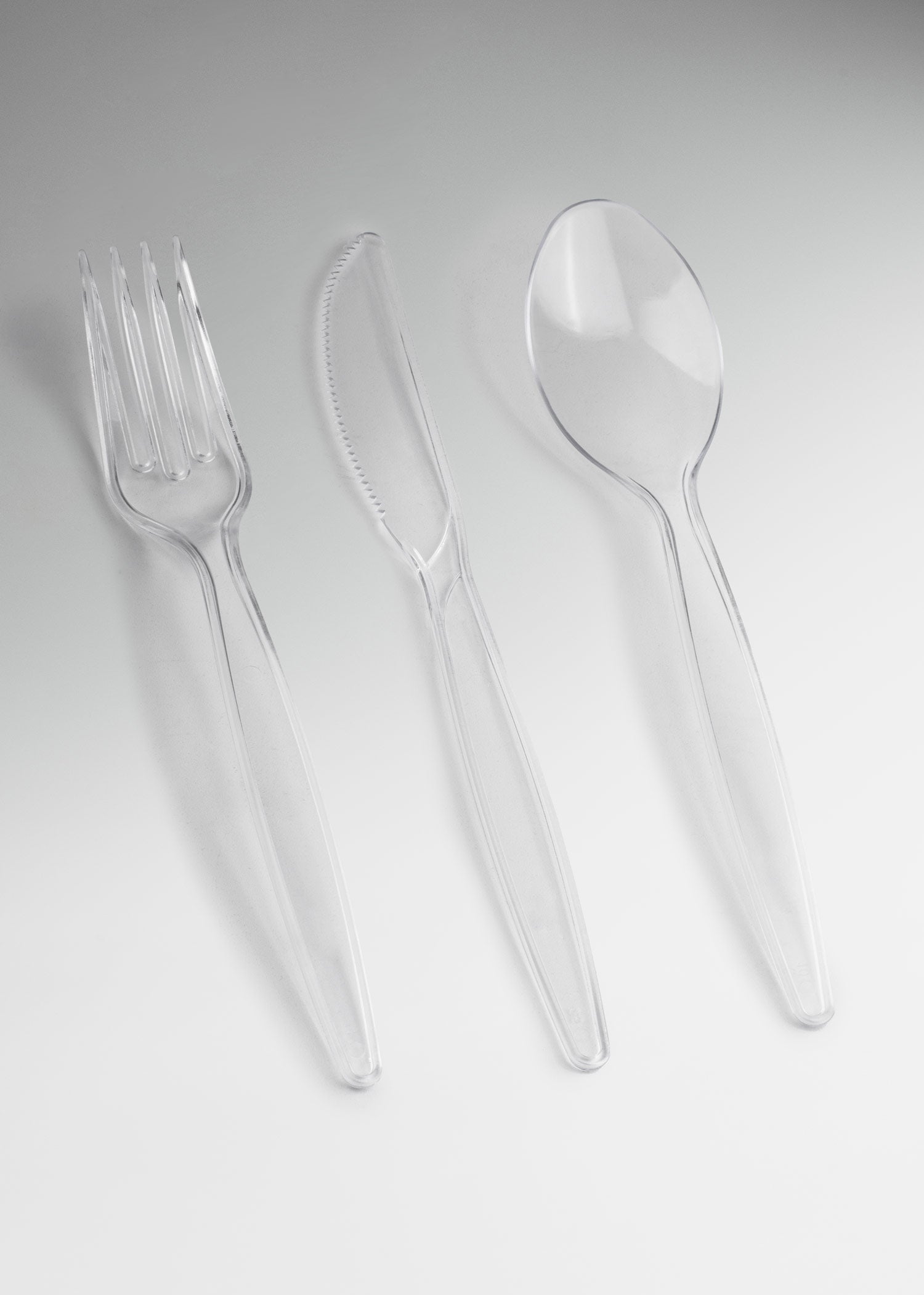 compra cubiertos de plastico maha