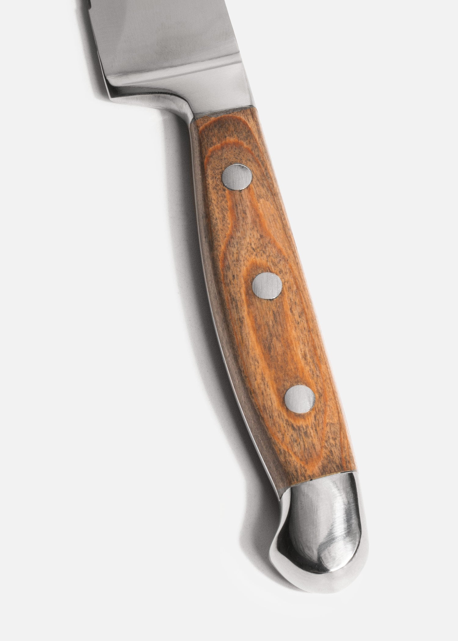 encuentra cuchillo de sierra maha