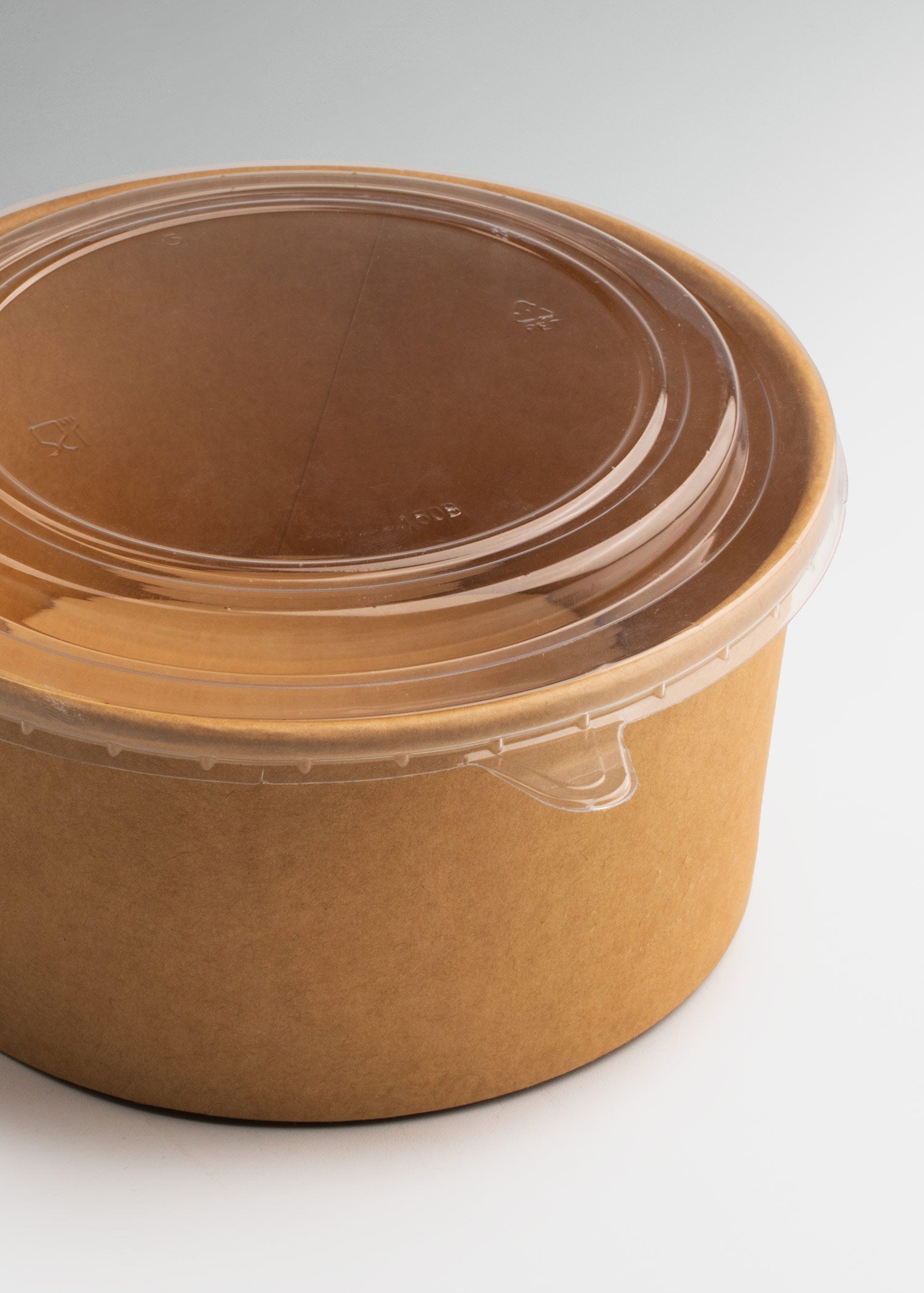 Contenedor kraft circular apilable para ensaladas