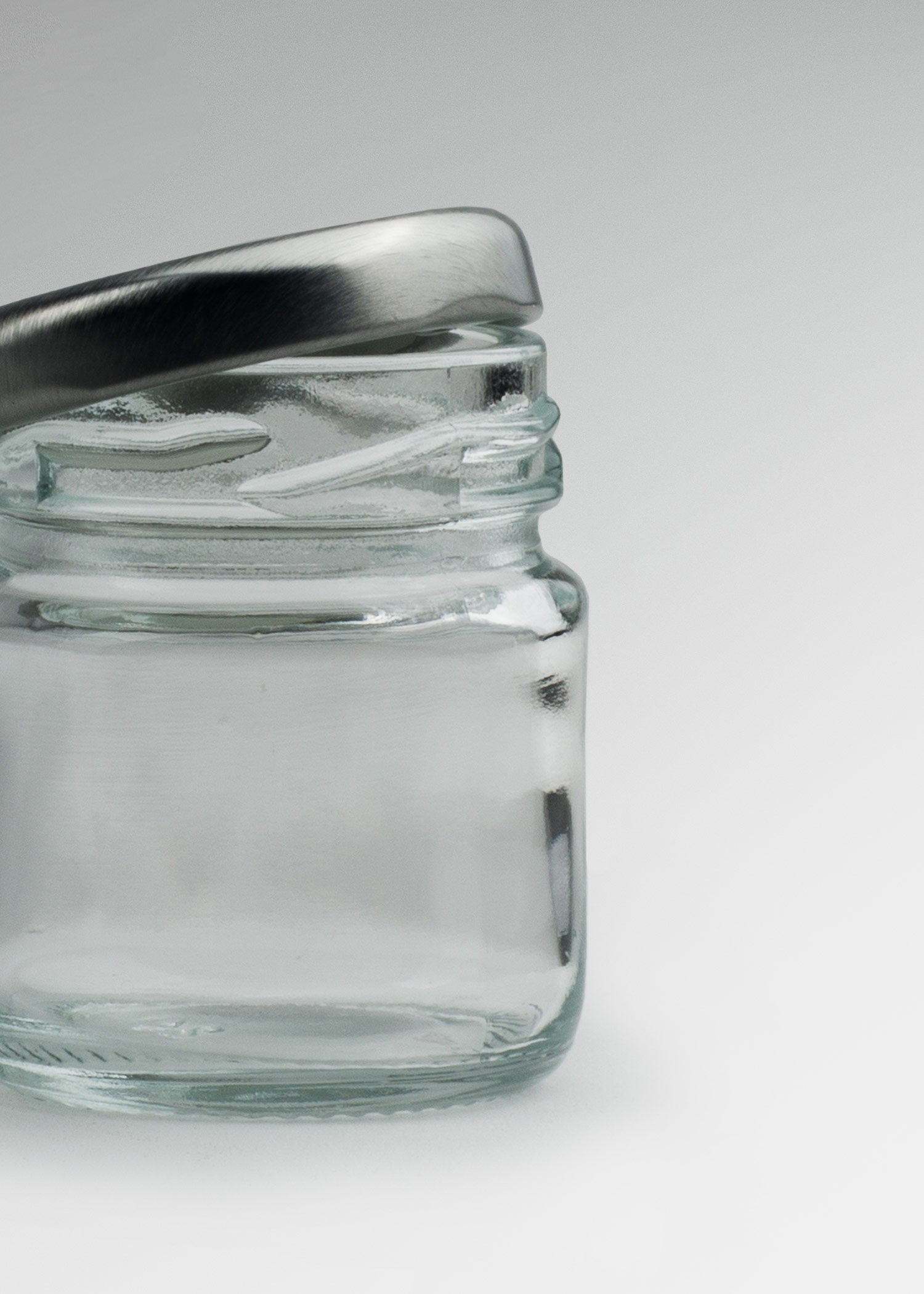 encuentra frasco de vidrio maha