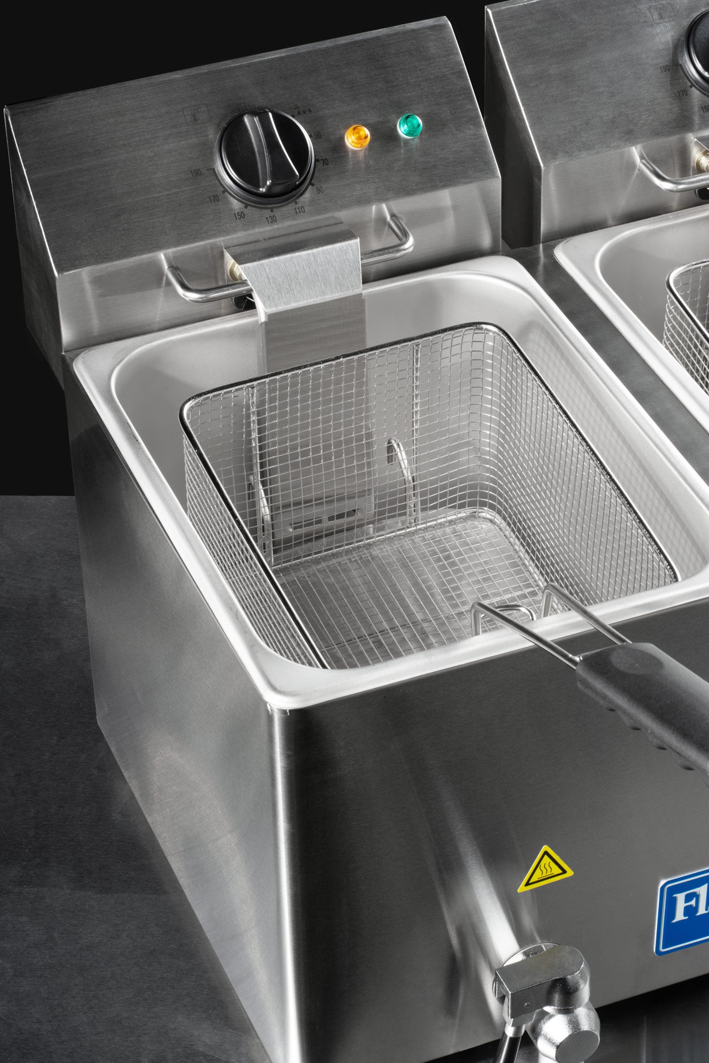 precio freidora electrica maha