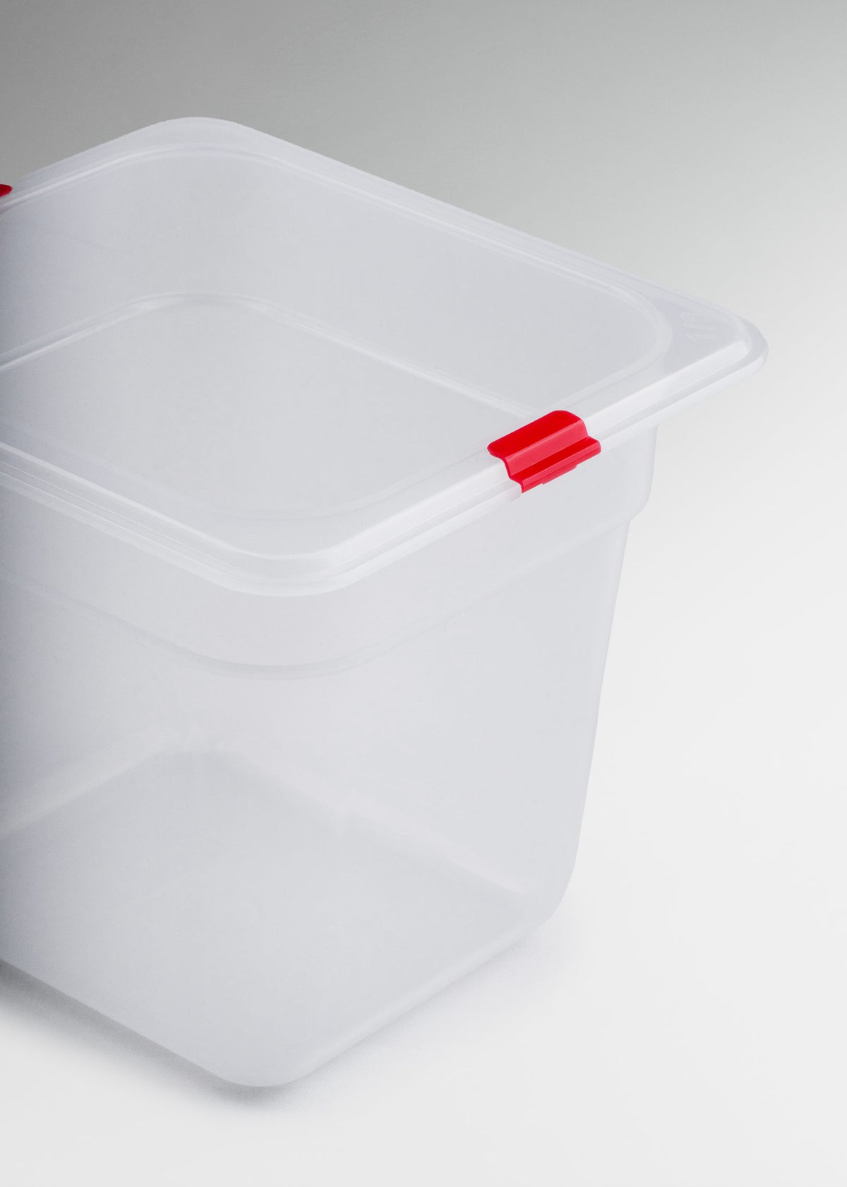 Inserto compacto transparente para estaciones de food service