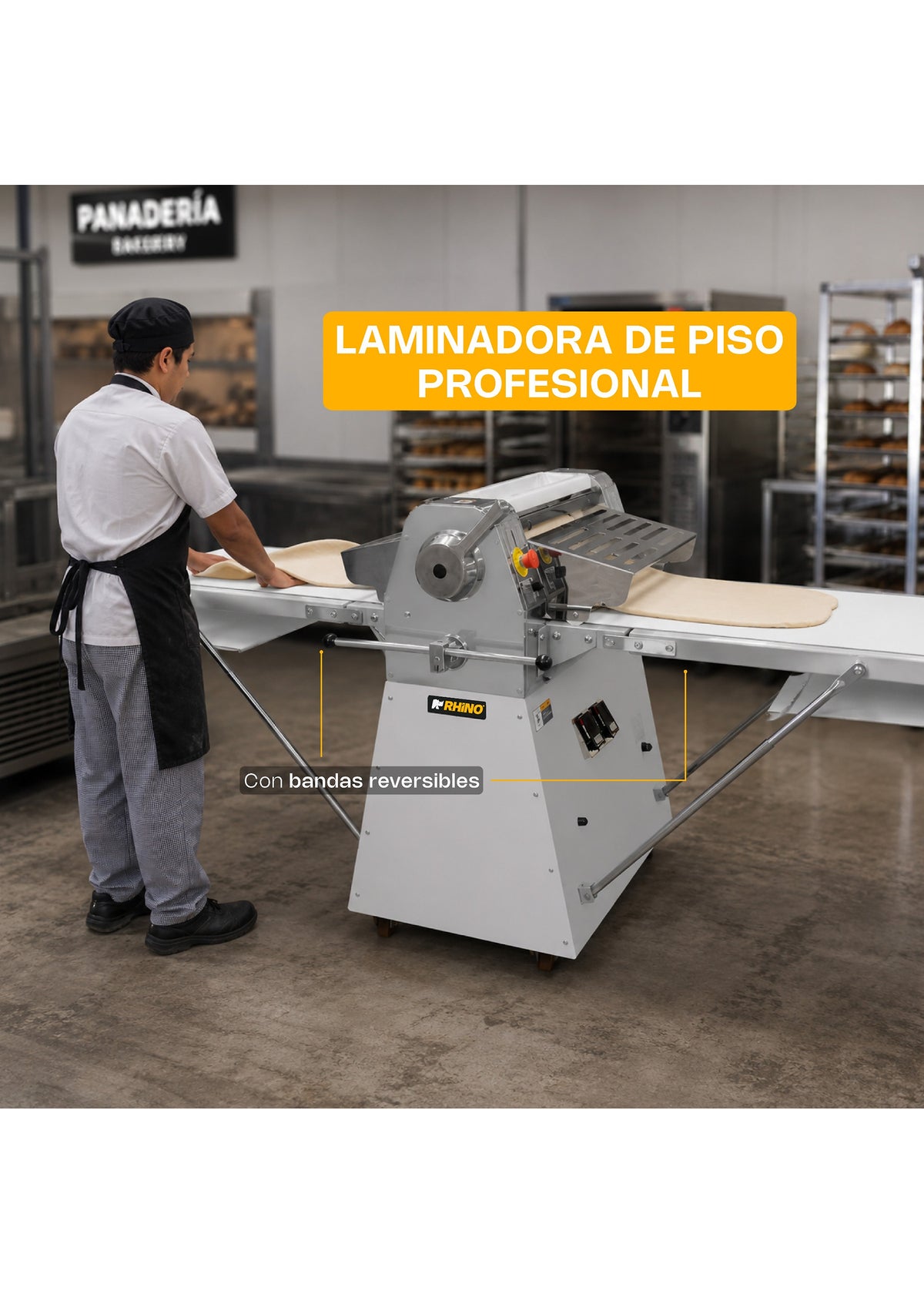 Panadero utilizando la laminadora con bandas extendidas — Rhino LAMBA-274P