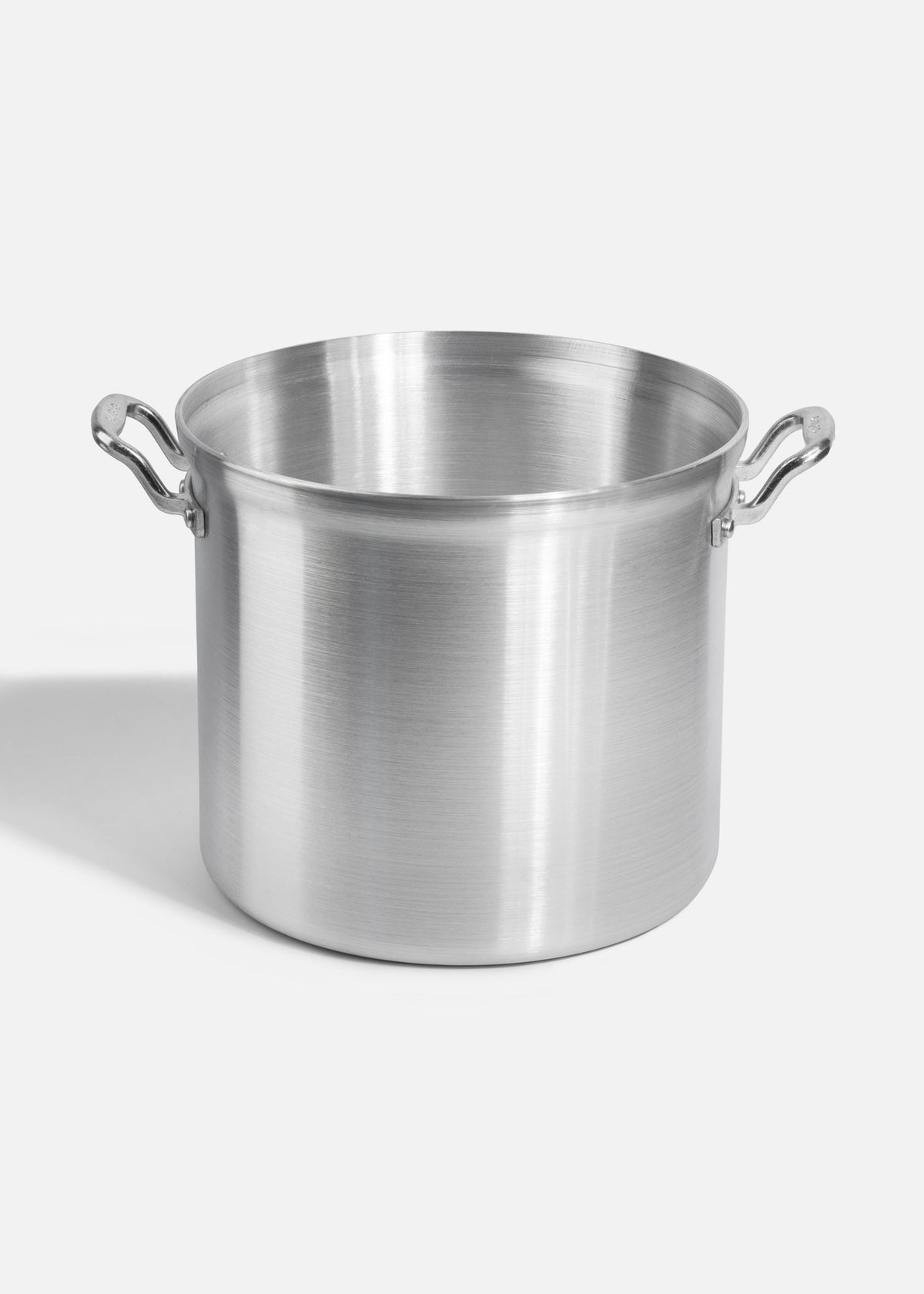 encuentra olla de aluminio maha