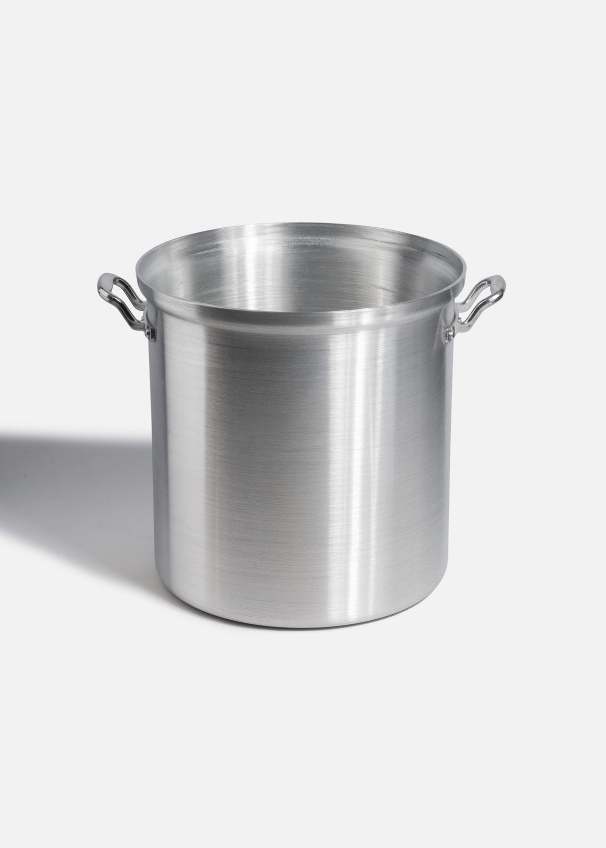 encuentra olla de aluminio maha