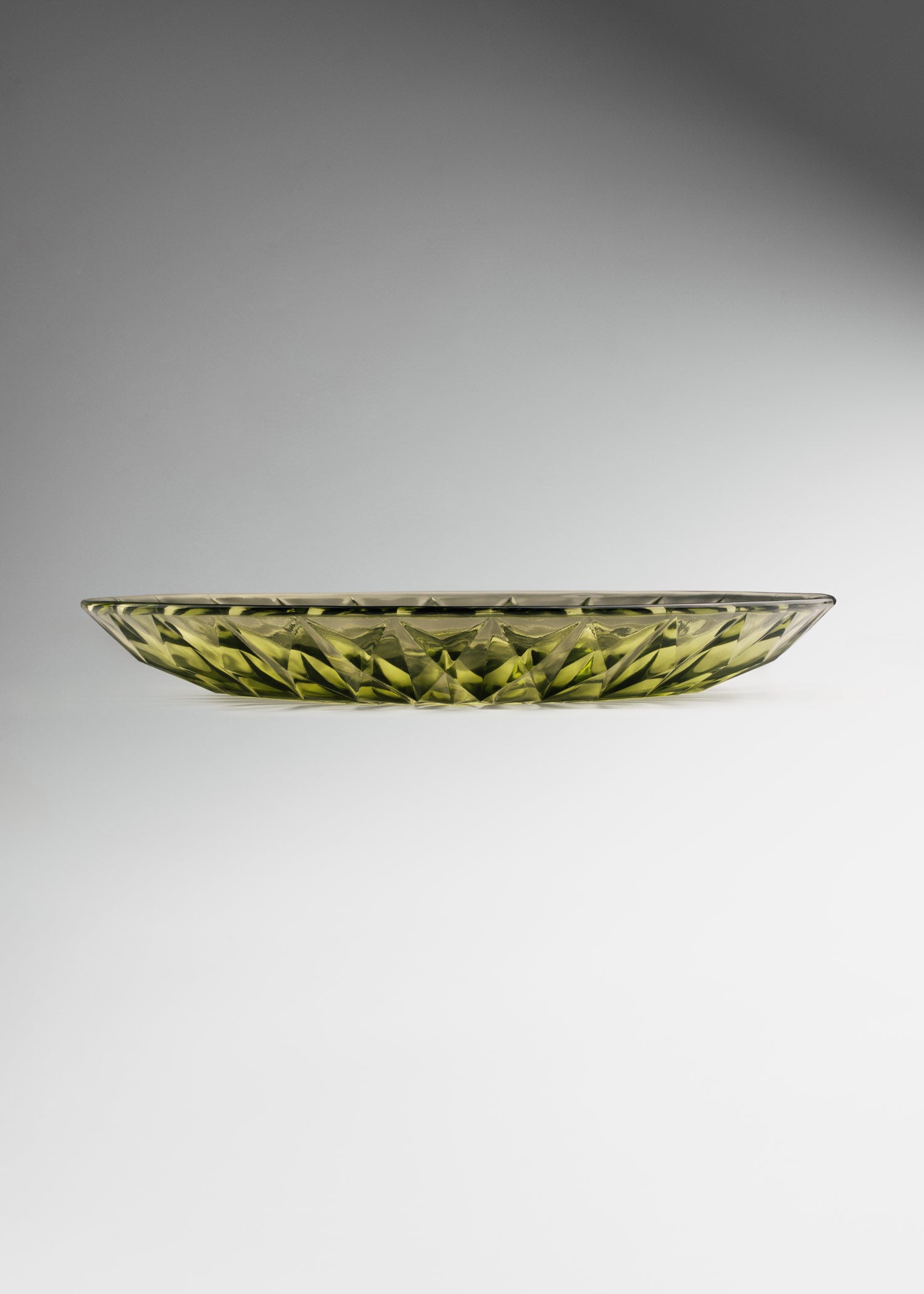 encuentra plato base maha