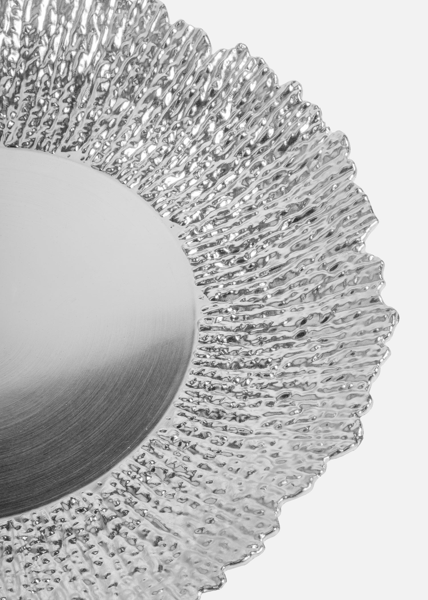 Plato base de plástico plata Amapola 33 cm