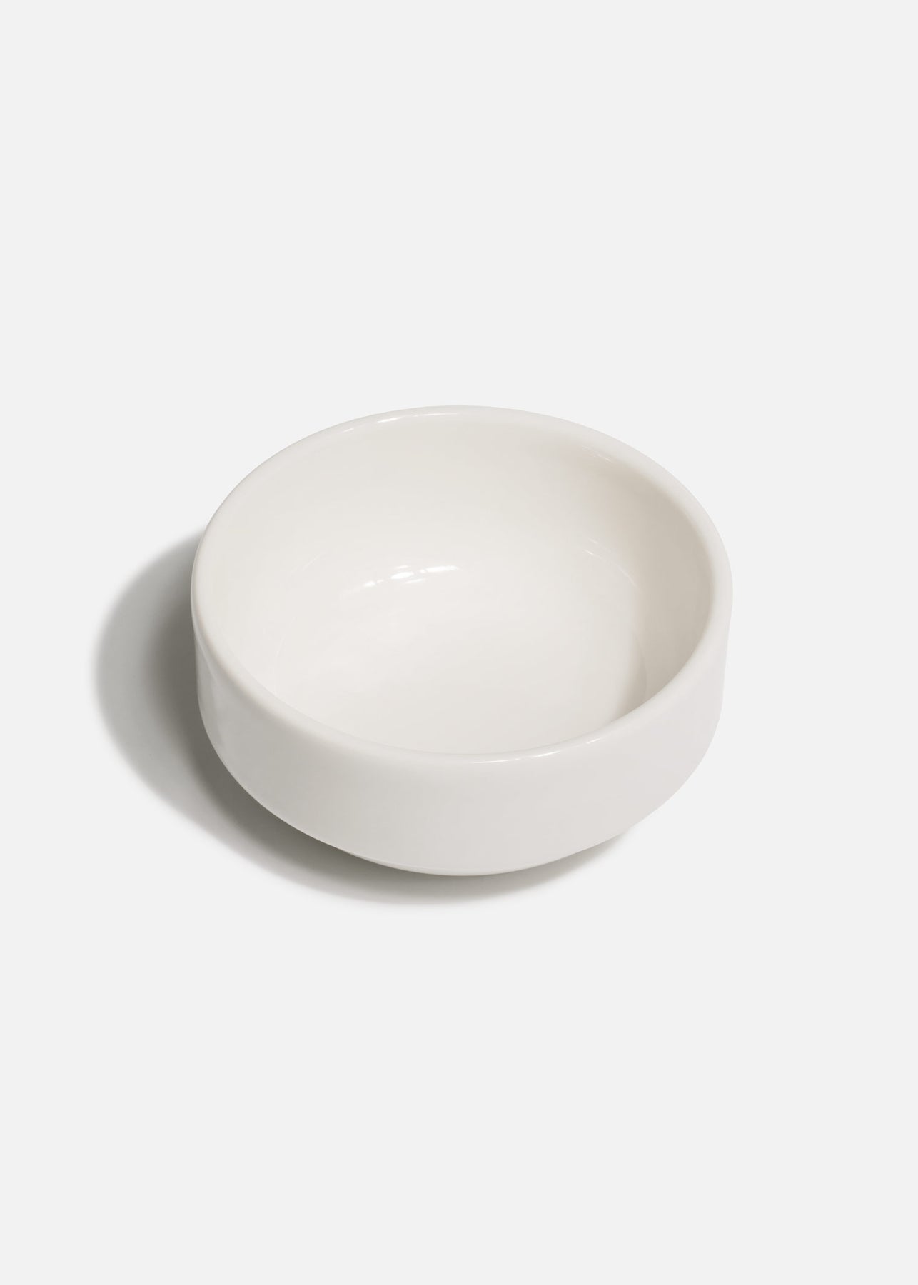 Plato Banquet de 350 ml con paredes altas y base estrecha