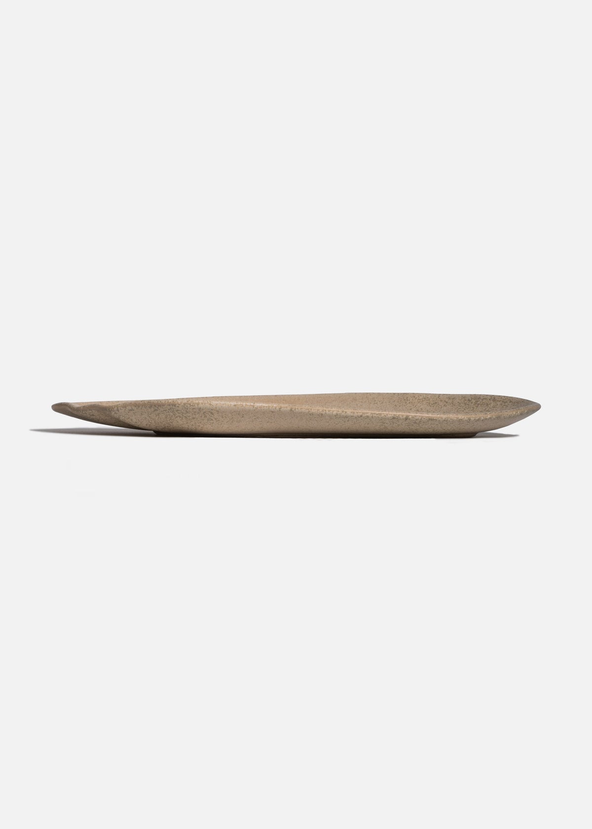 Plato ovalado de porcelana café Cresta Sahara 31 cm — imagen de producto