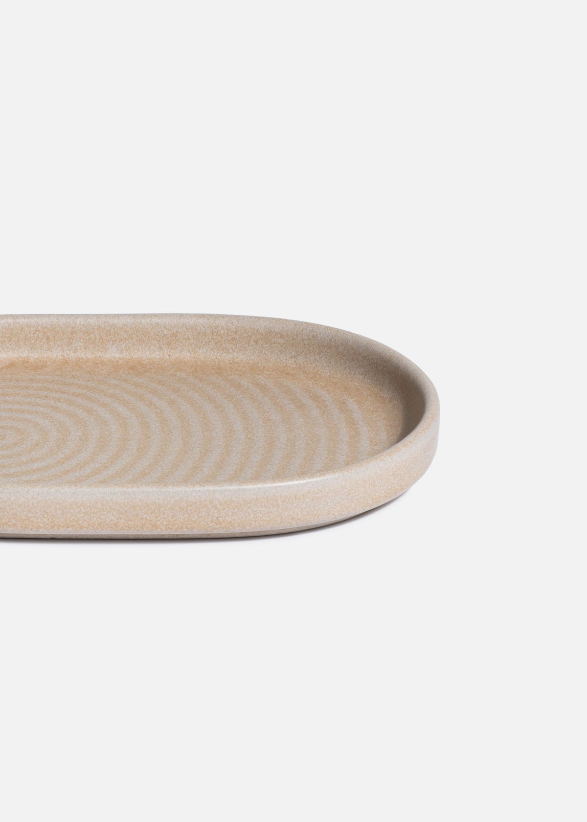 Plato de porcelana vitrificada para entradas y aperitivos